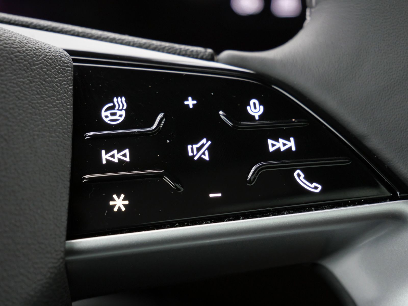 Thumbnail: 2025 Audi Q5 - 14