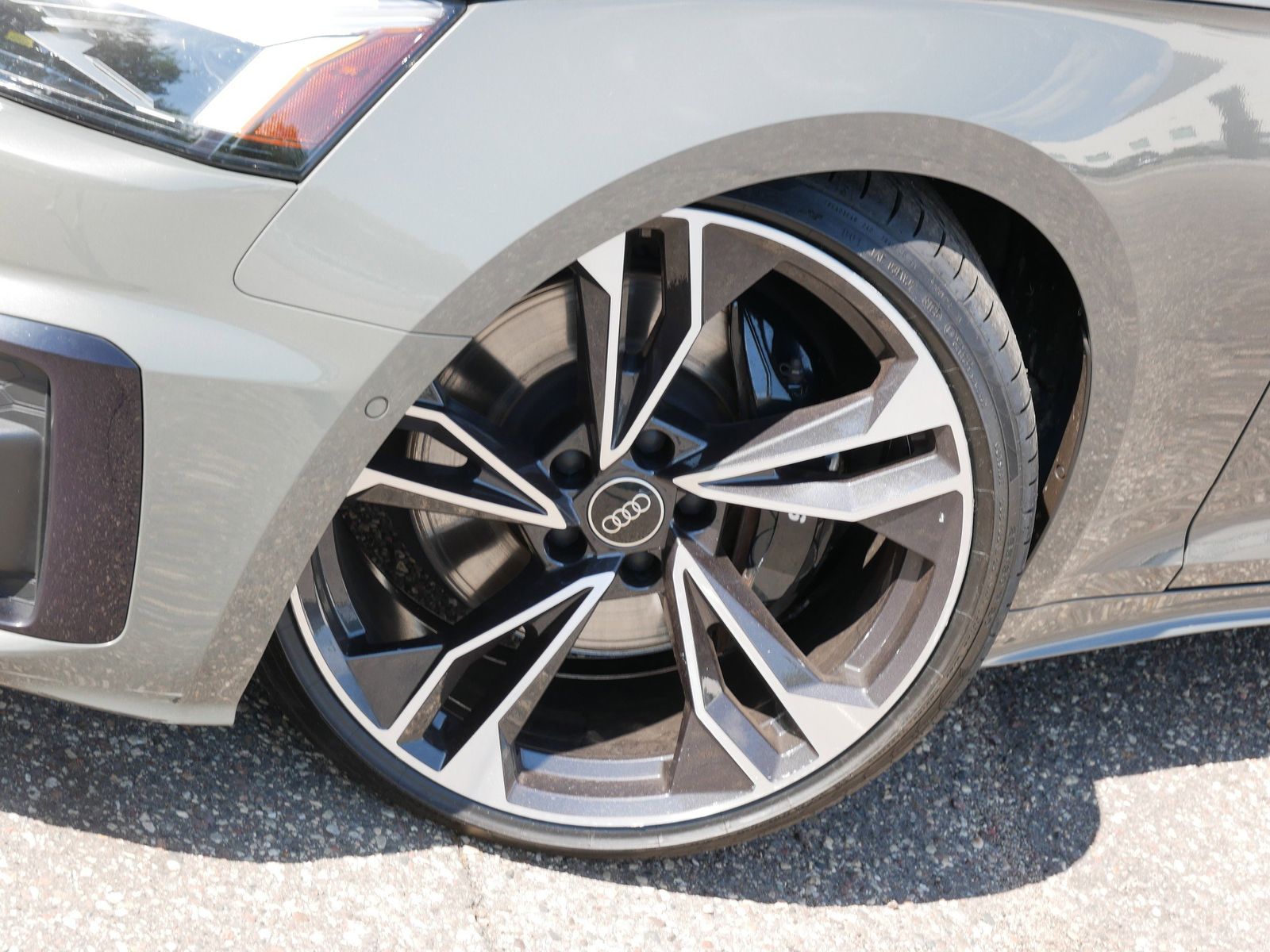 Thumbnail: 2023 Audi S5 - 6
