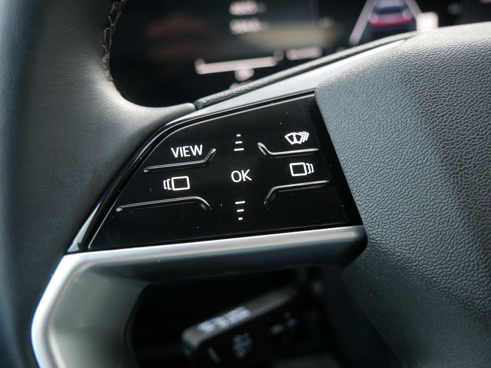 Thumbnail: 2025 Audi Q5 - 26