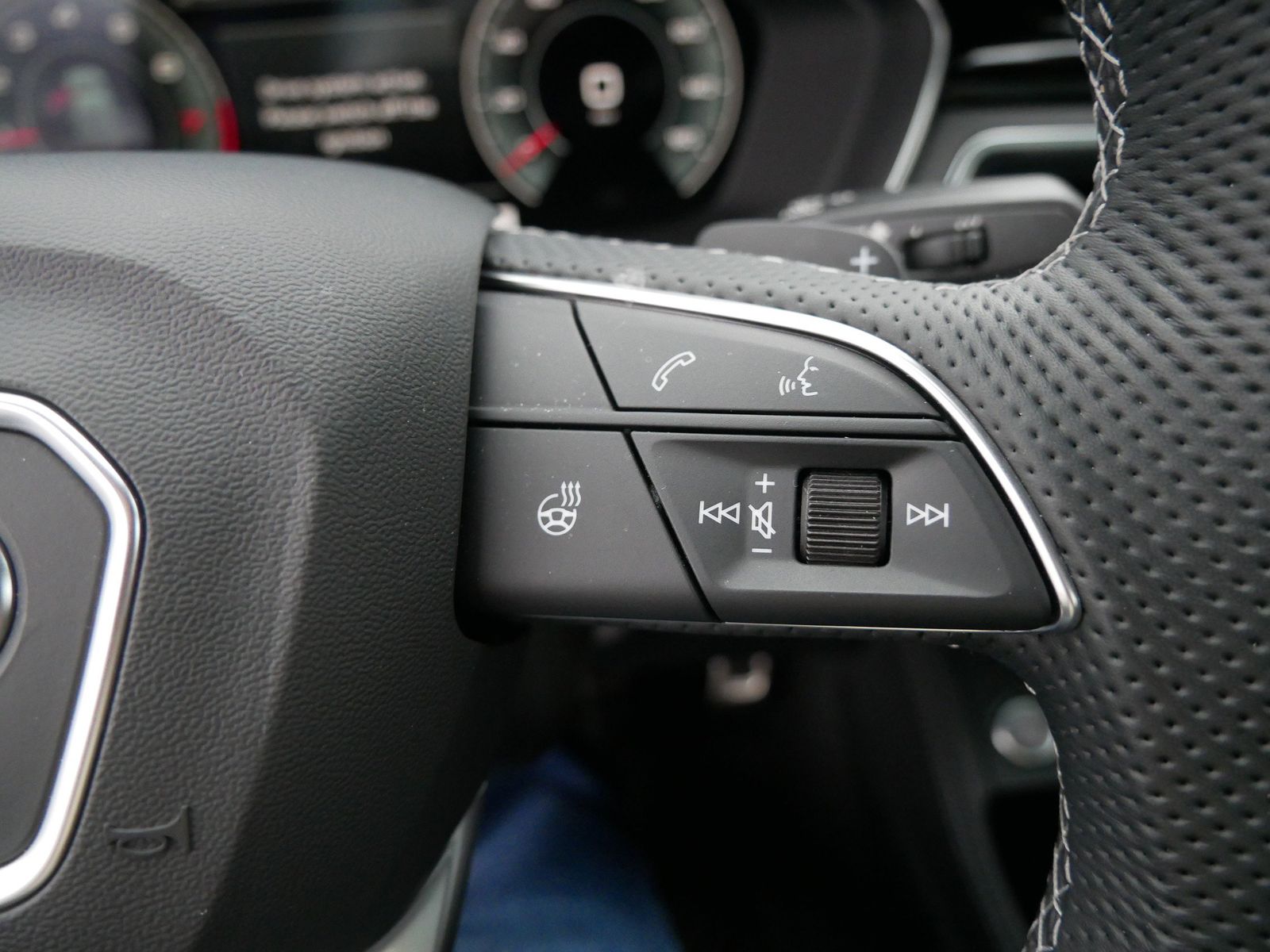 Thumbnail: 2025 Audi A5 - 30