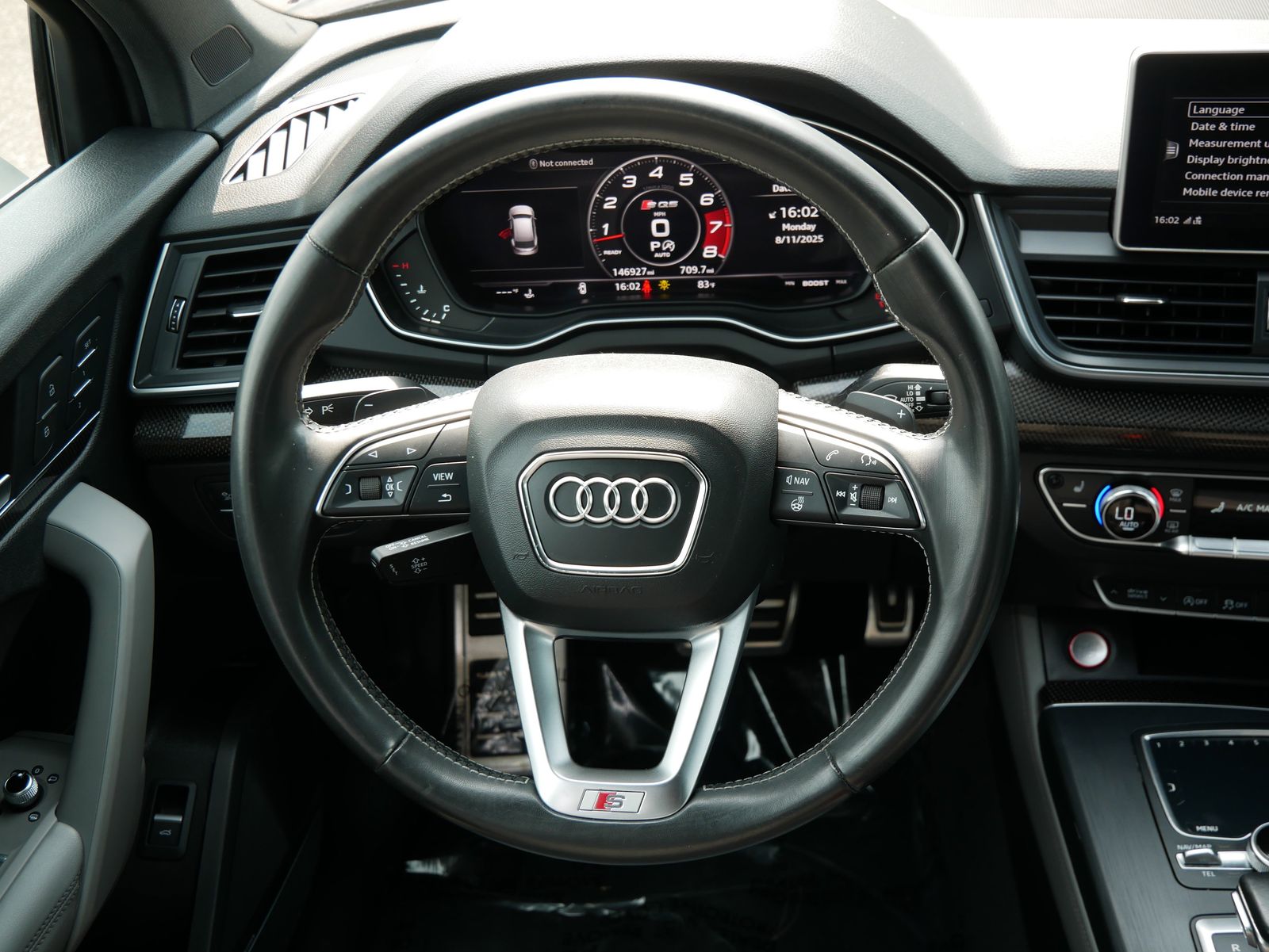 Thumbnail: 2018 Audi SQ5 - 14