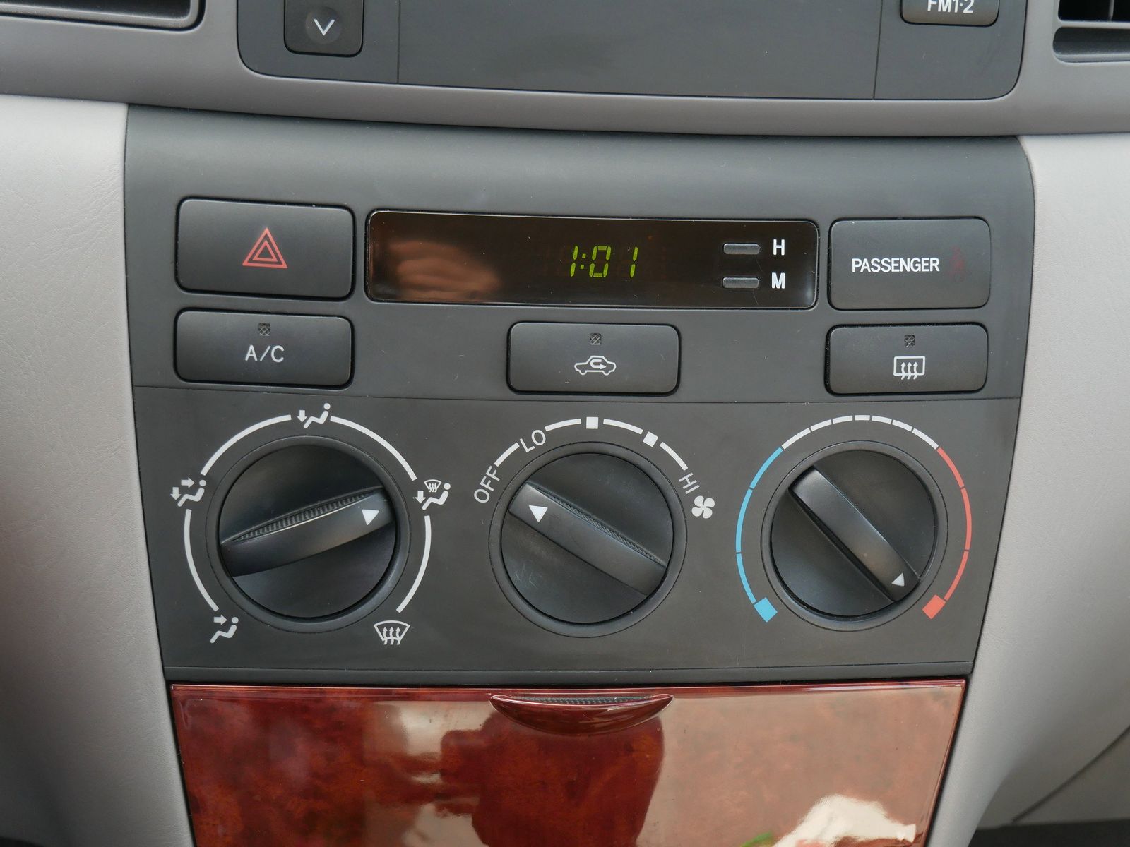 Thumbnail: 2003 Toyota Corolla - 17