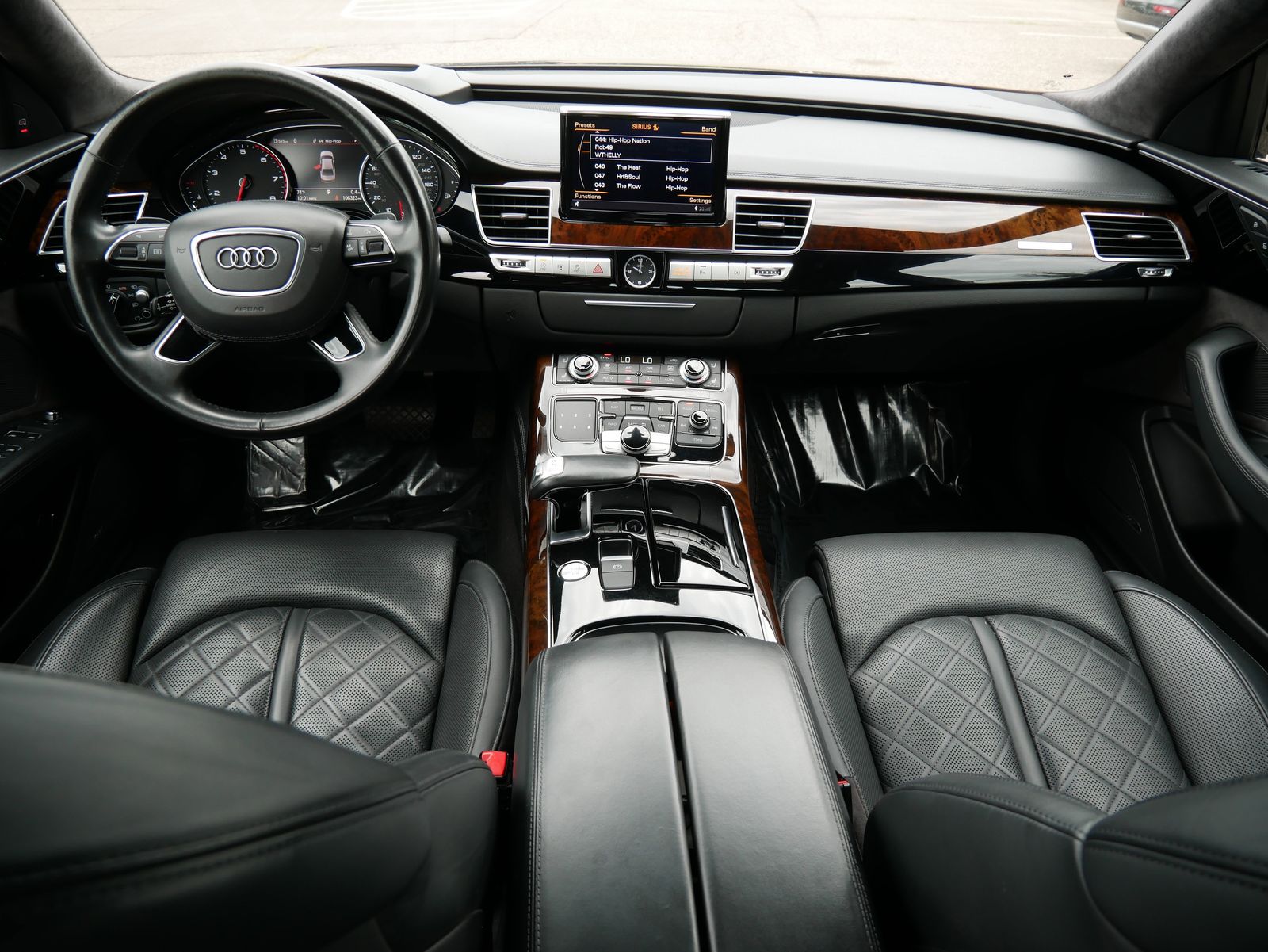 Thumbnail: 2017 Audi A8 - 13
