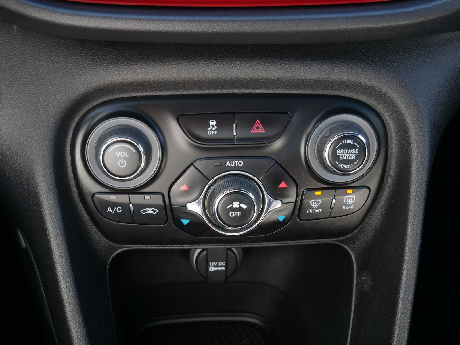 Thumbnail: 2014 Dodge Dart - 17