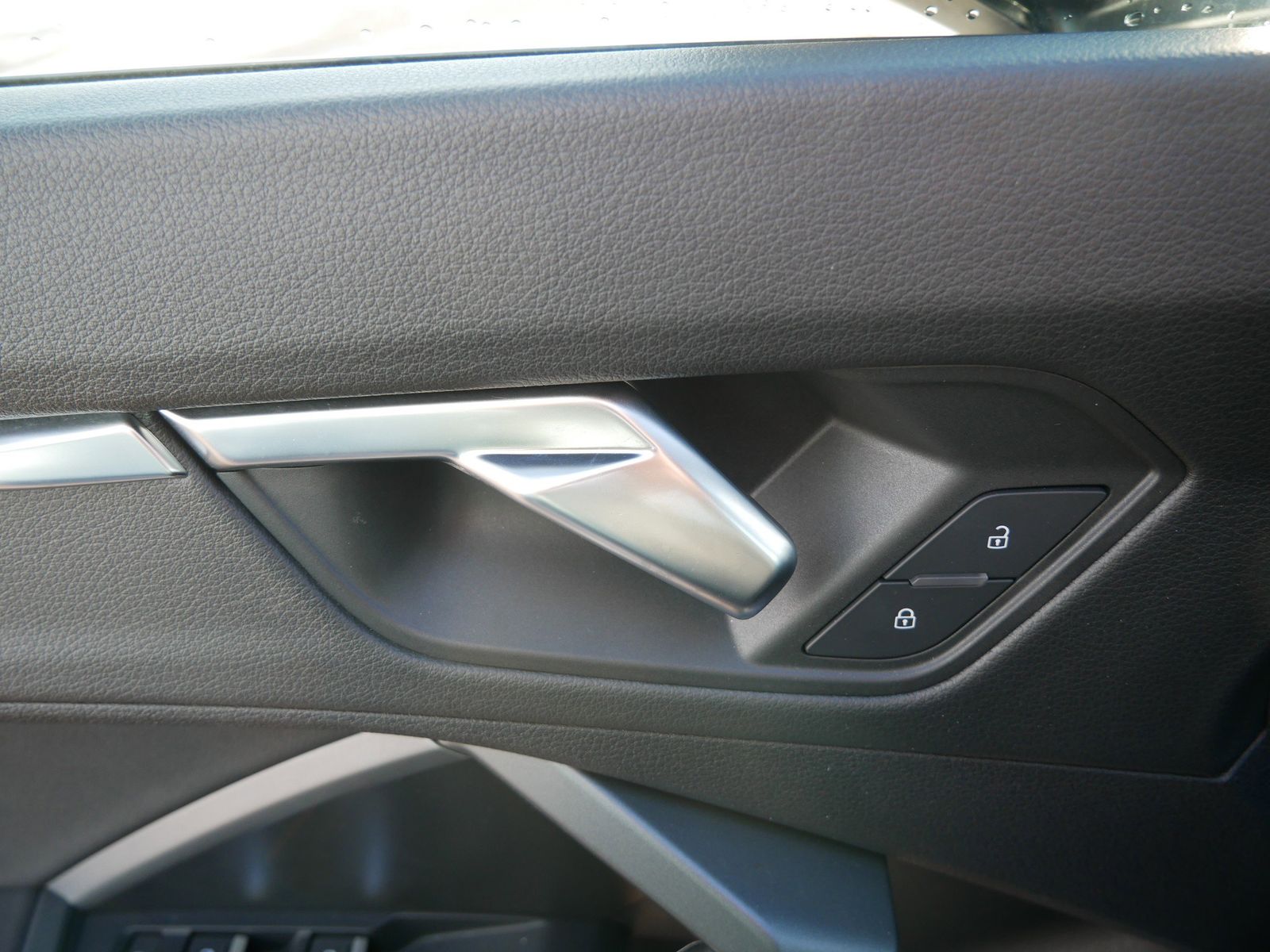 Thumbnail: 2019 Audi Q3 - 13