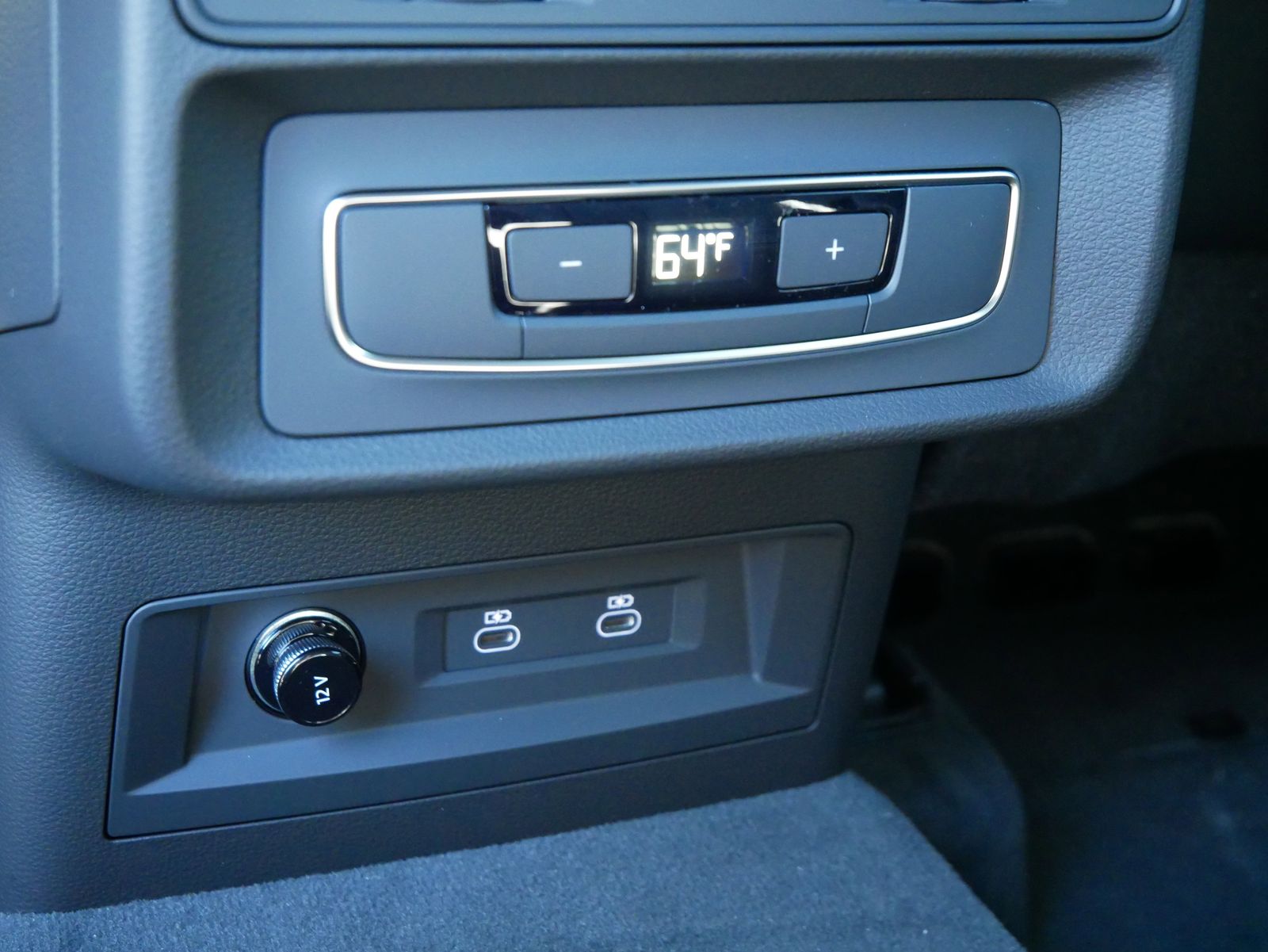 Thumbnail: 2026 Audi Q8 - 10