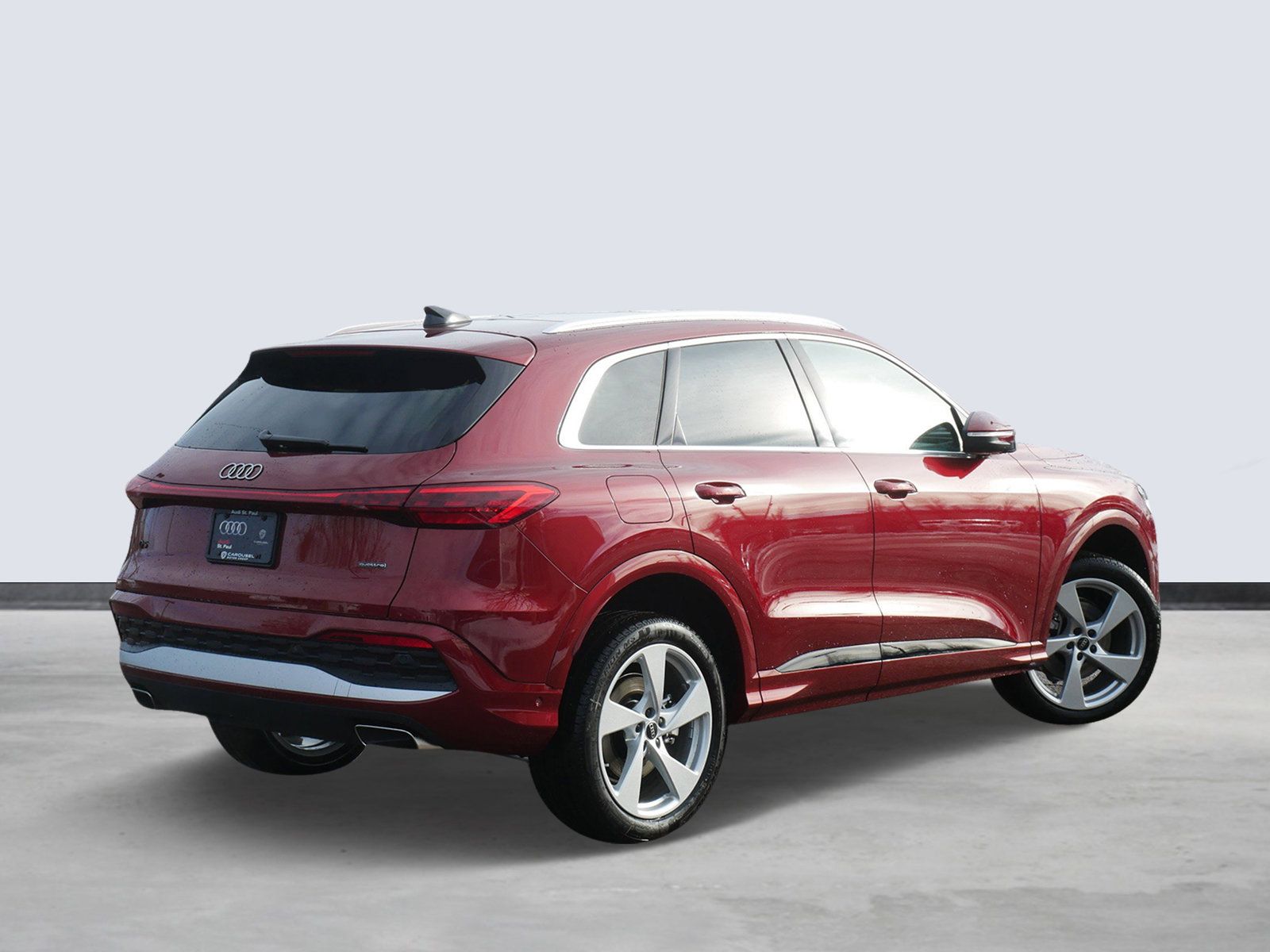 Thumbnail: 2025 Audi Q5 - 4
