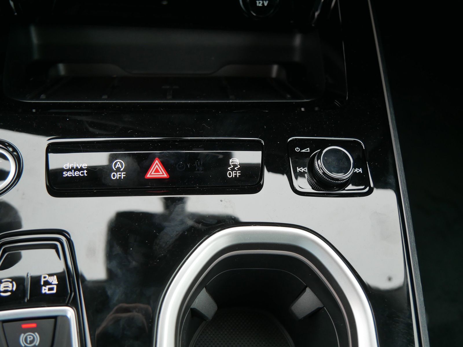 Thumbnail: 2026 Audi A6 - 17