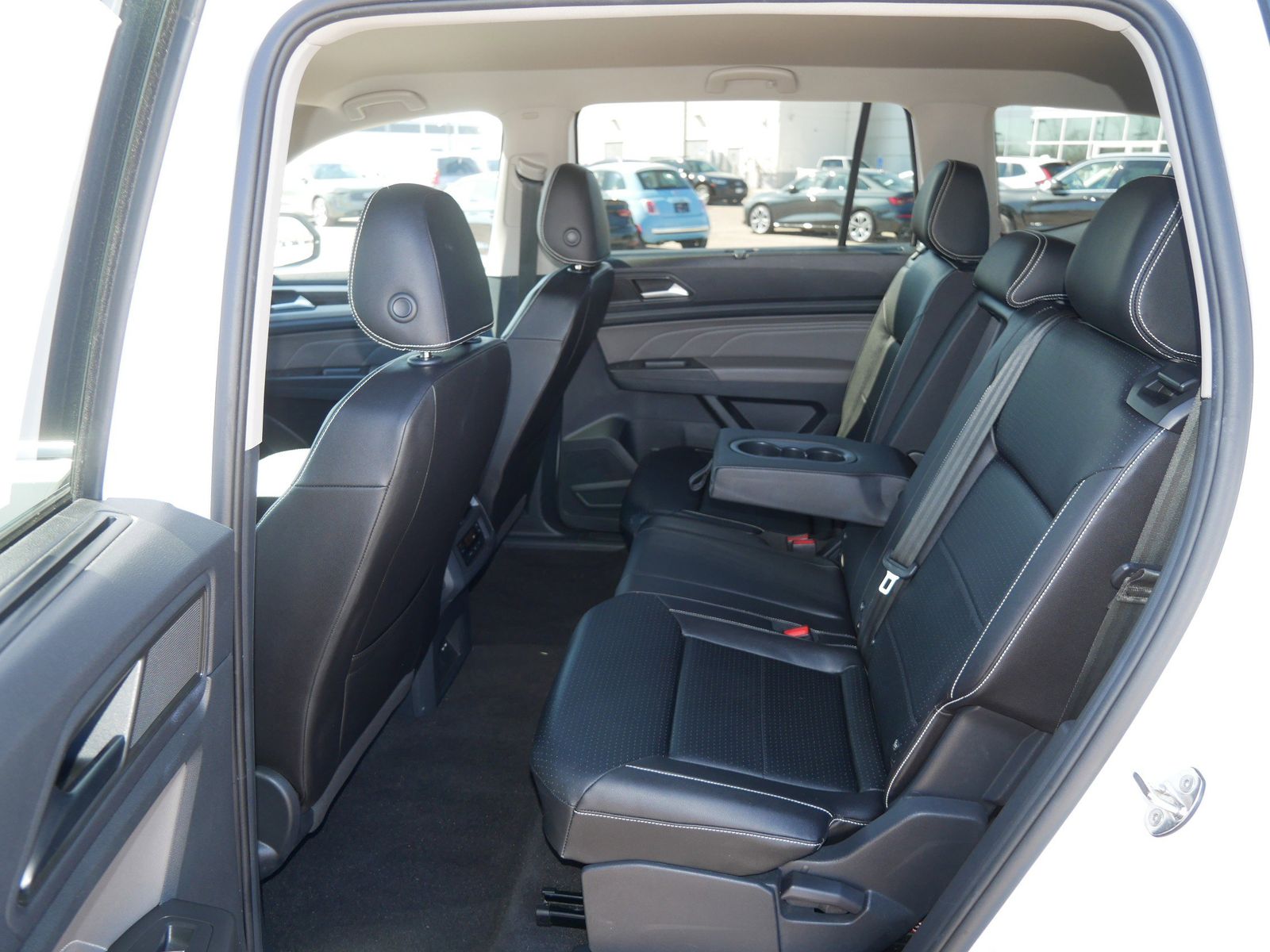 Thumbnail: 2023 Volkswagen Atlas - 10