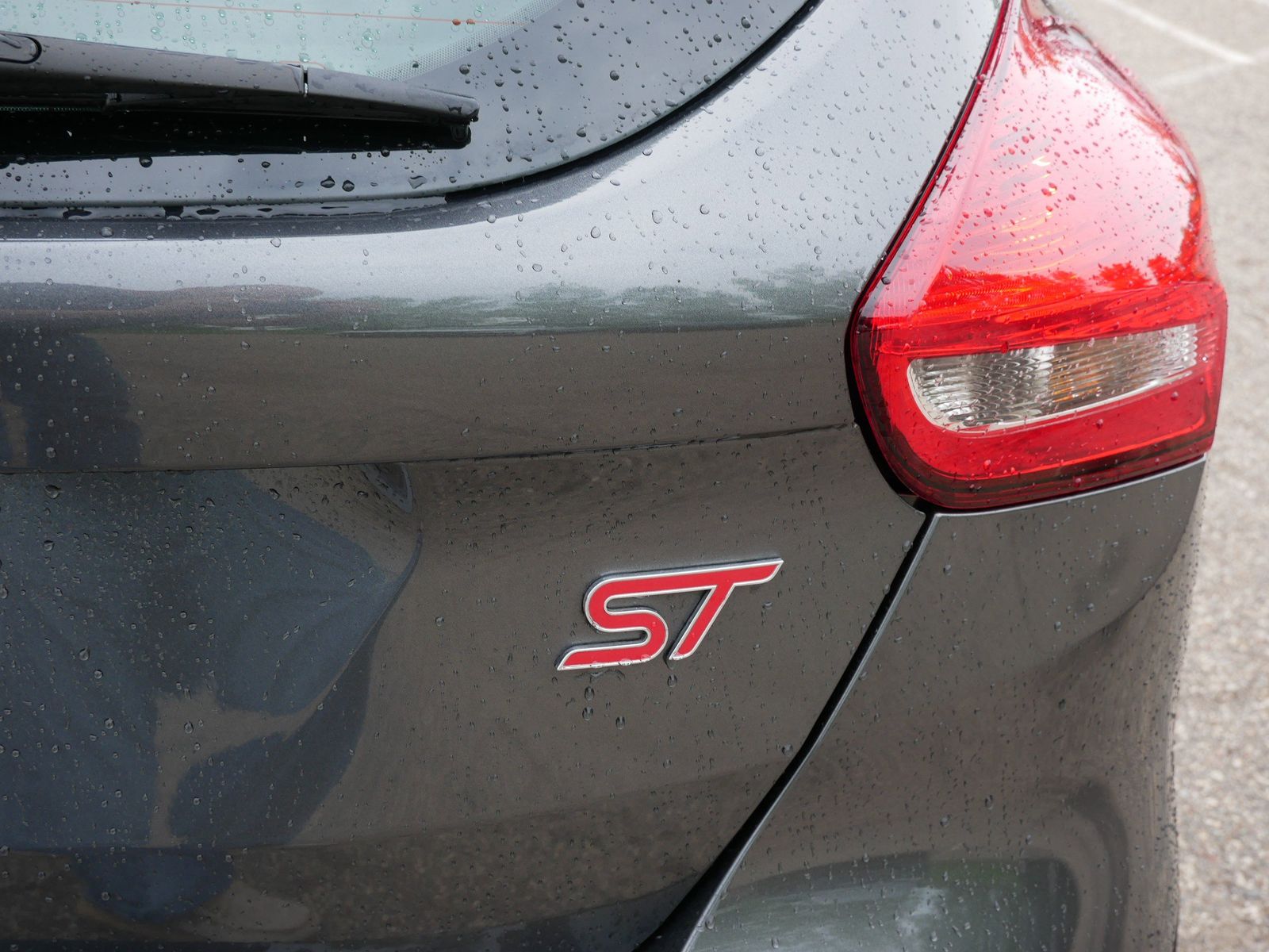 Thumbnail: 2017 Ford Focus - 9