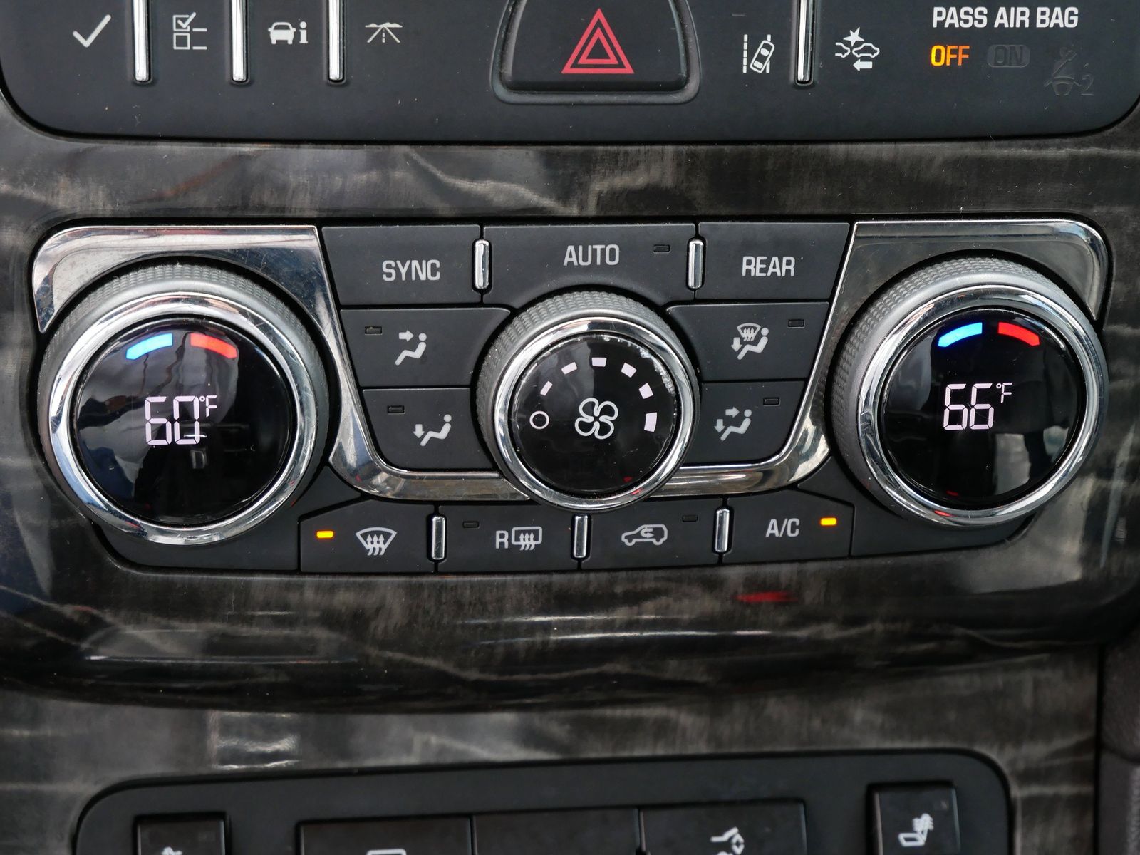 Thumbnail: 2014 Buick Enclave - 24