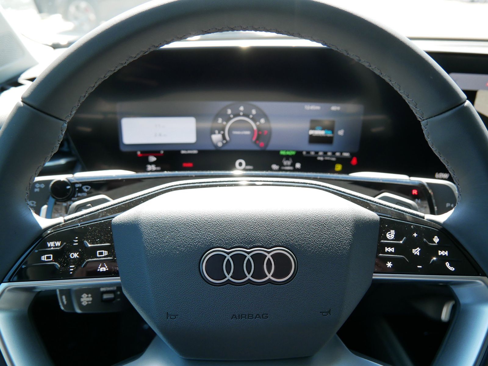 Thumbnail: 2026 Audi Q3 - 21