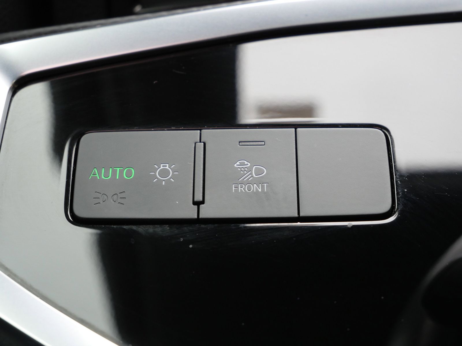 Thumbnail: 2023 Audi Q3 - 26