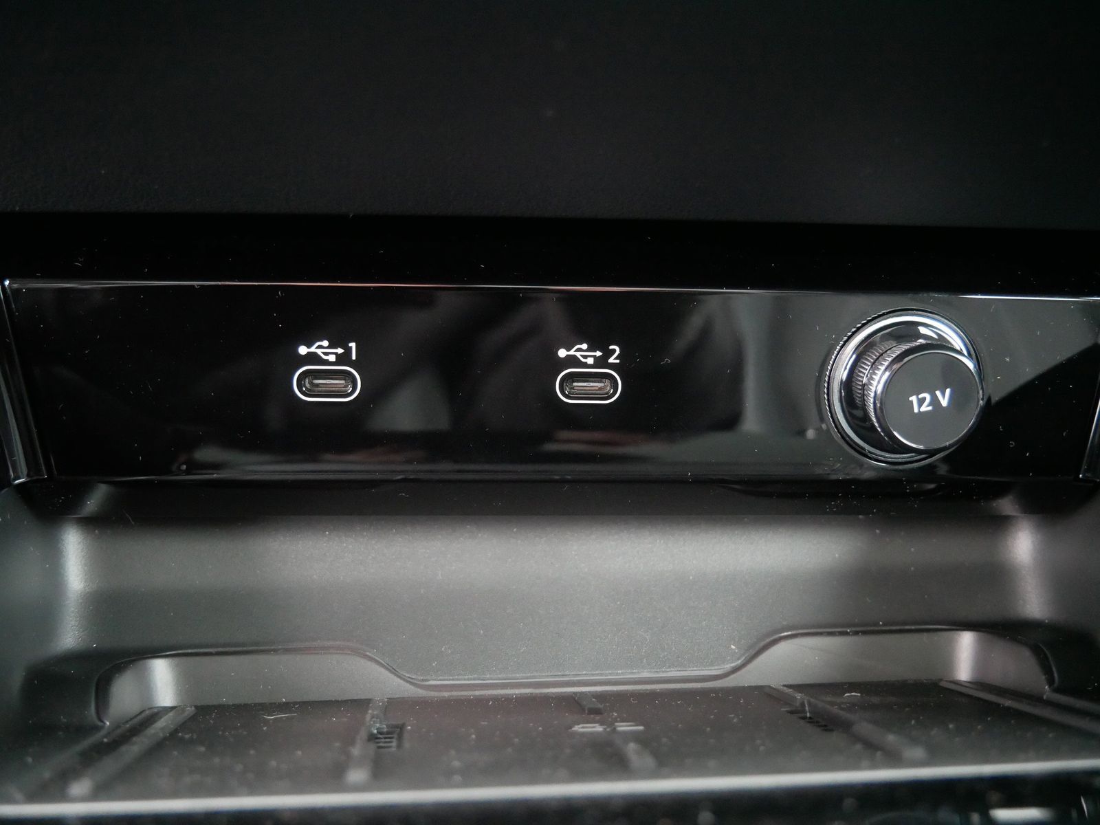 Thumbnail: 2026 Audi A6 - 15