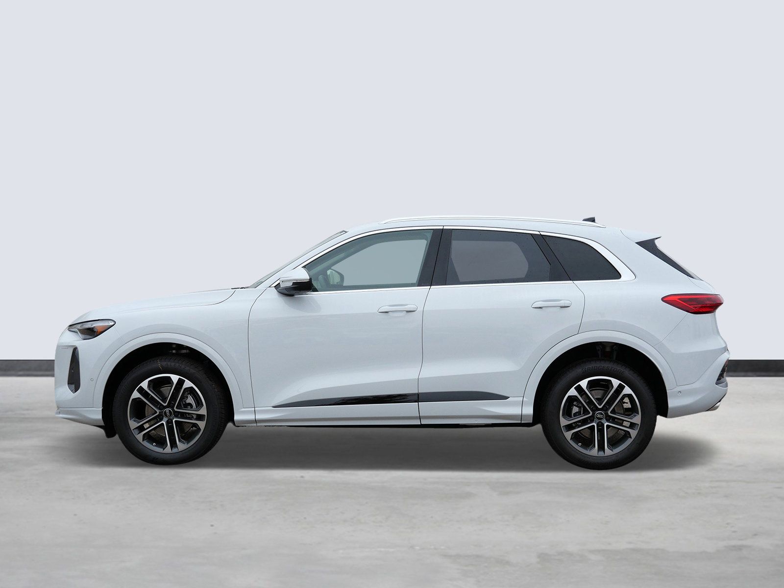 Thumbnail: 2025 Audi Q5 - 2