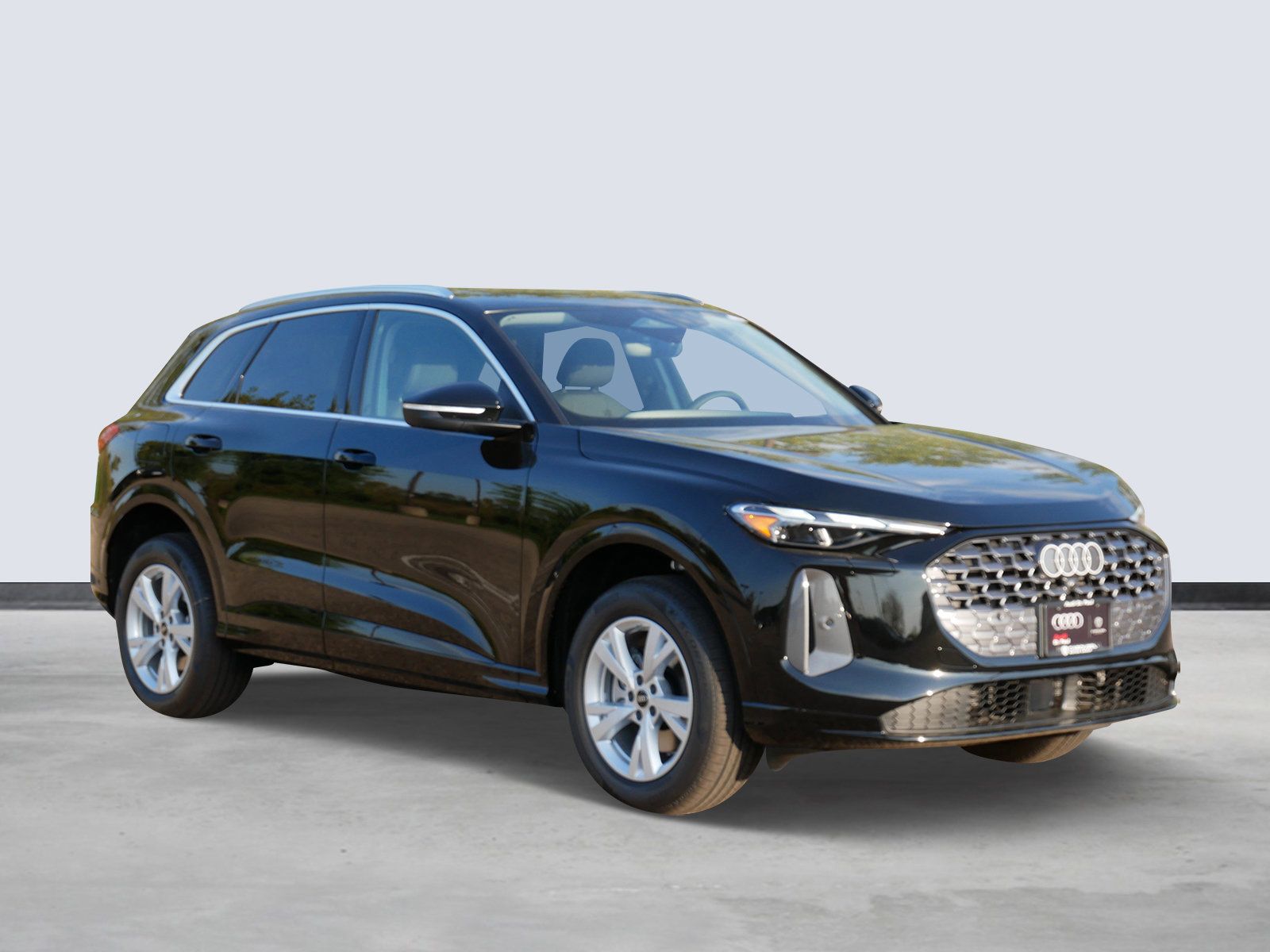 Thumbnail: 2025 Audi Q5 - 6