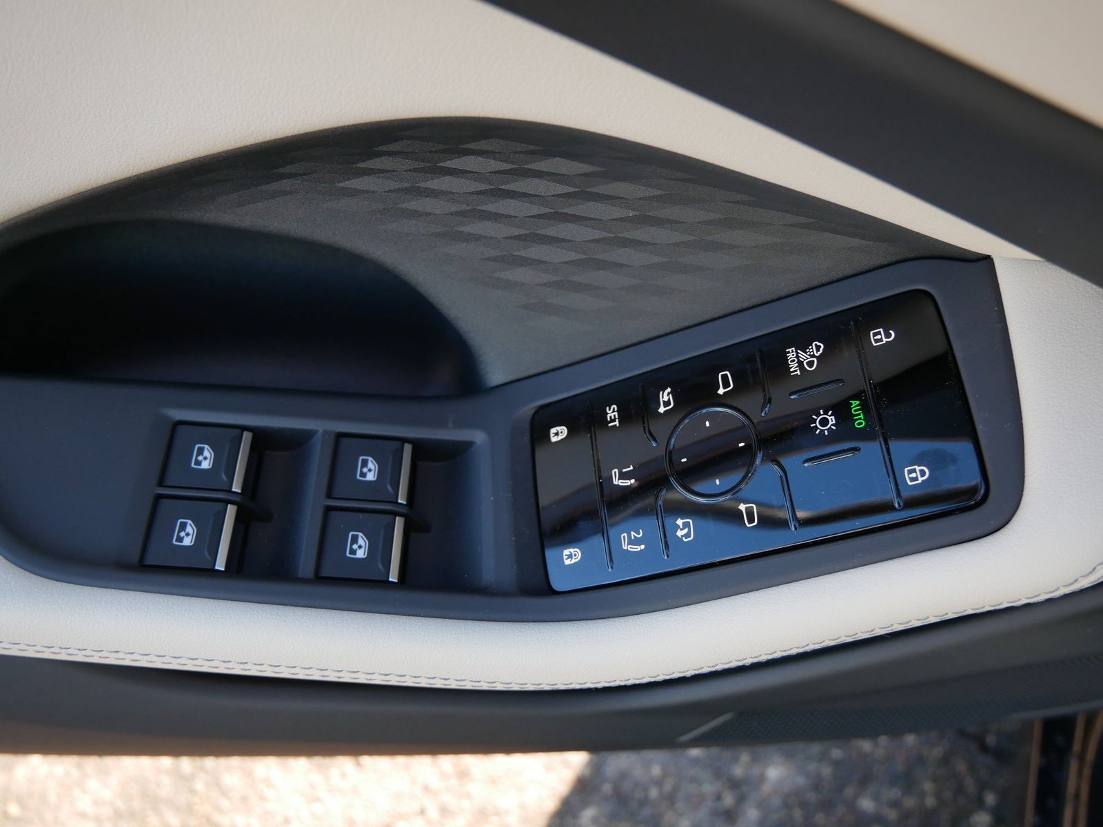 Thumbnail: 2026 Audi A6 - 15