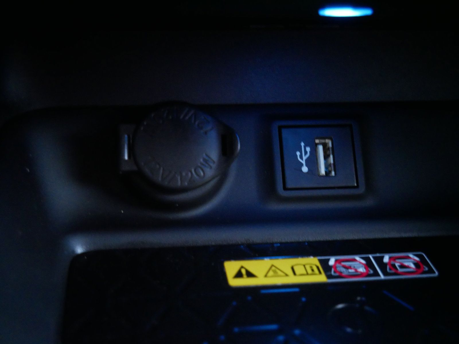 Thumbnail: 2023 Toyota RAV4 - 22