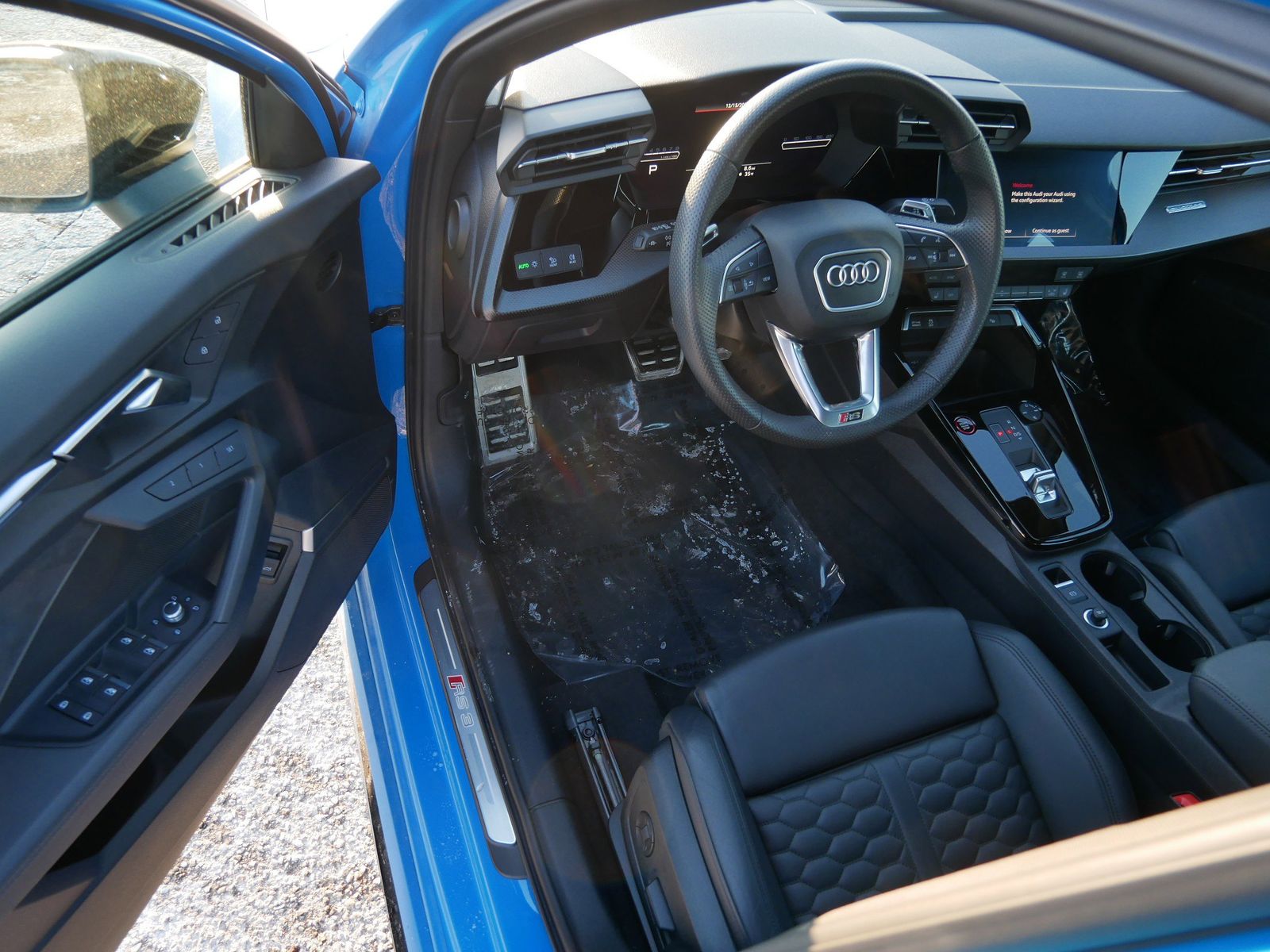 Thumbnail: 2024 Audi RS 3 - 10