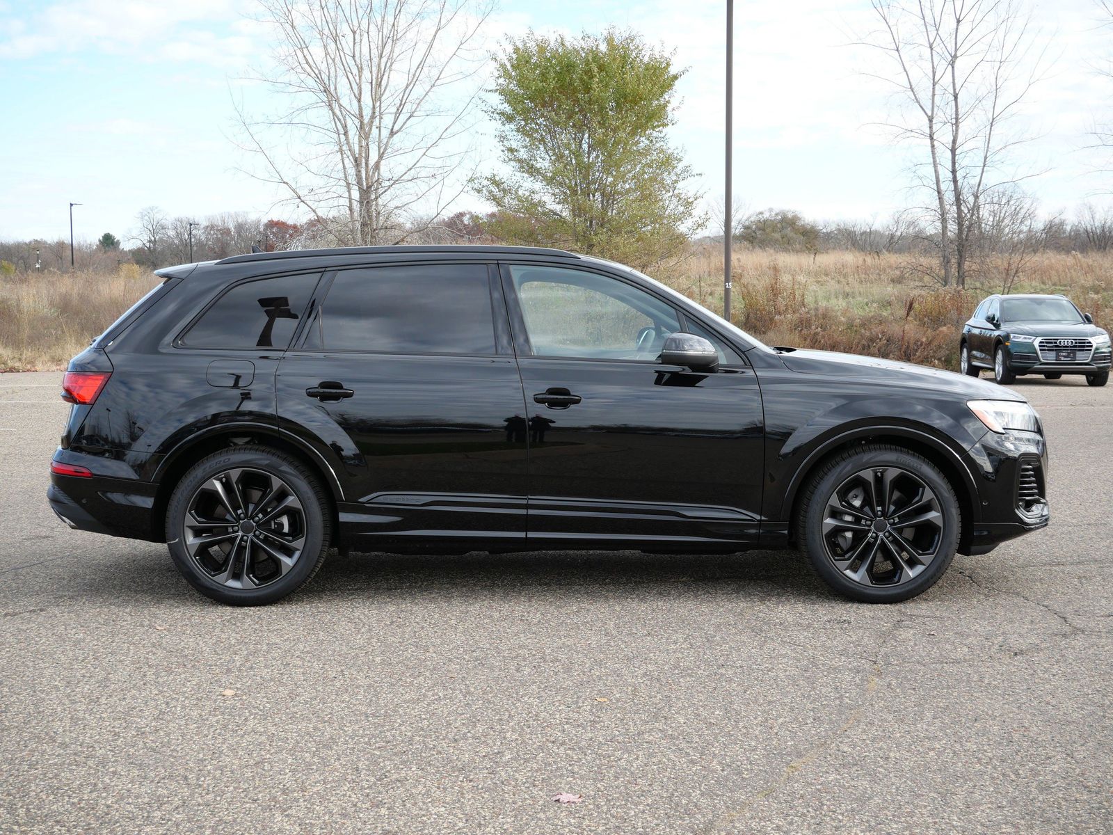 Thumbnail: 2026 Audi Q7 - 5