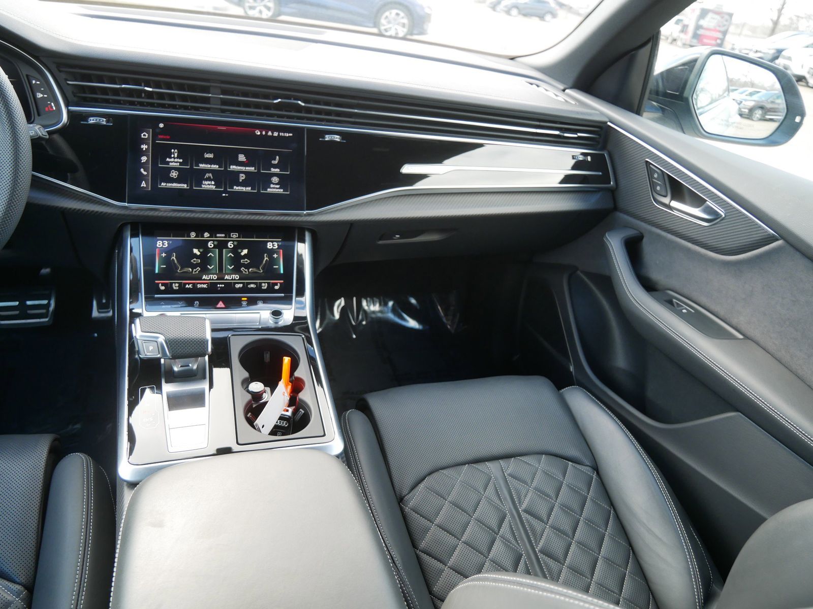 Thumbnail: 2025 Audi SQ8 - 14