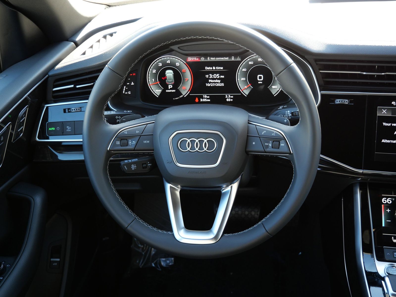 Thumbnail: 2026 Audi Q8 - 12