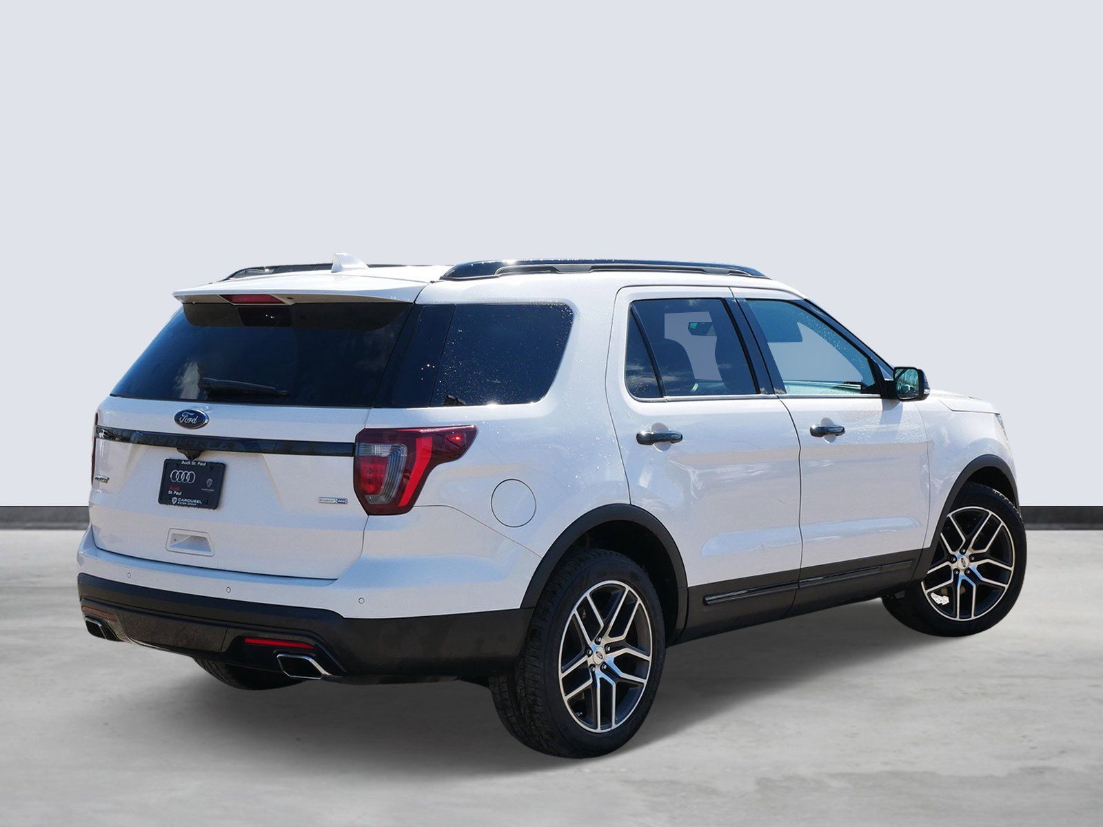 Thumbnail: 2016 Ford Explorer - 4