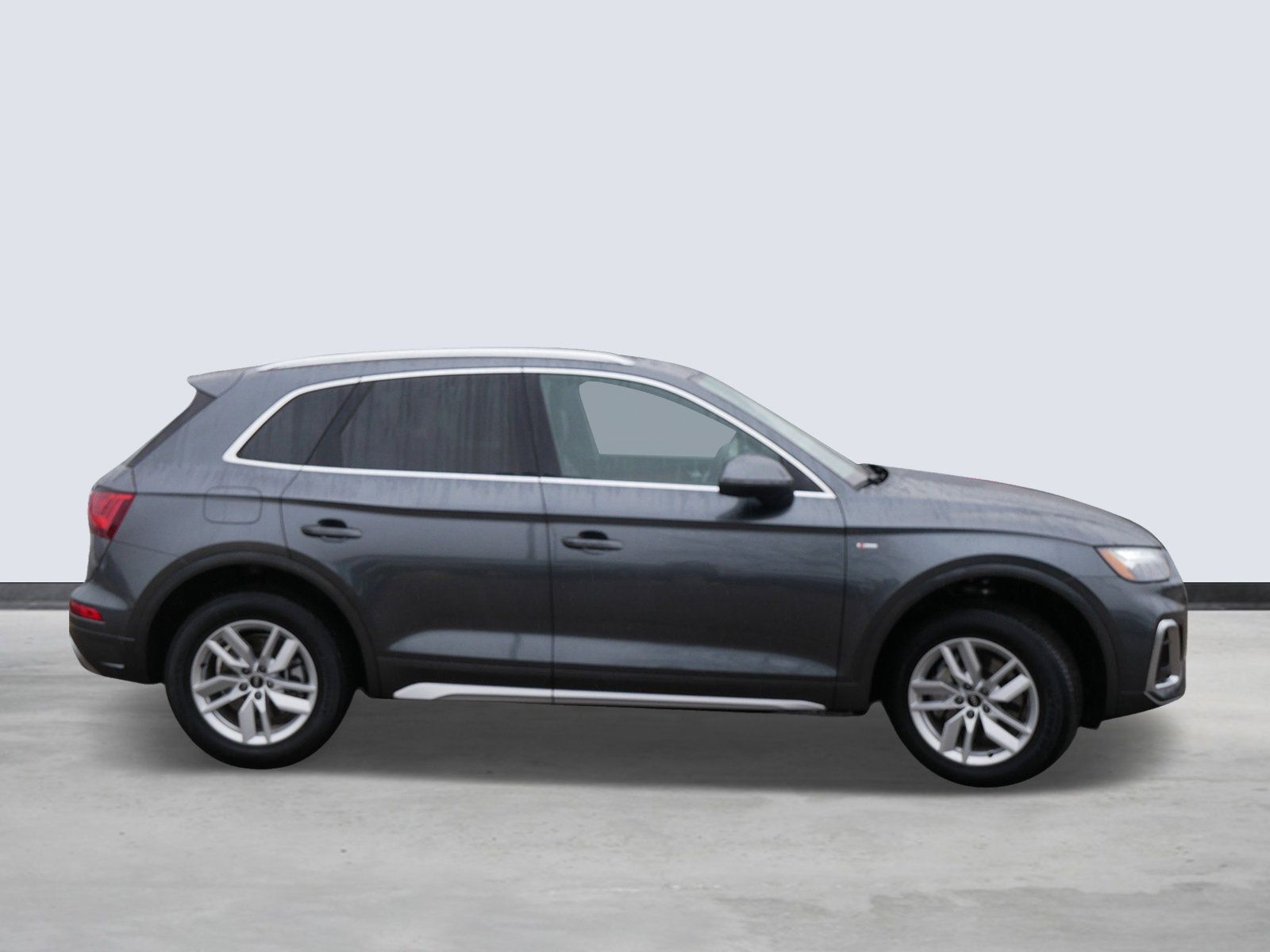 Thumbnail: 2023 Audi Q5 - 5