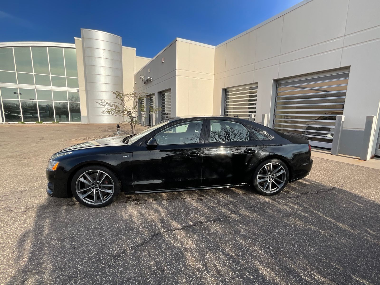 Thumbnail: 2017 Audi S8 - 3