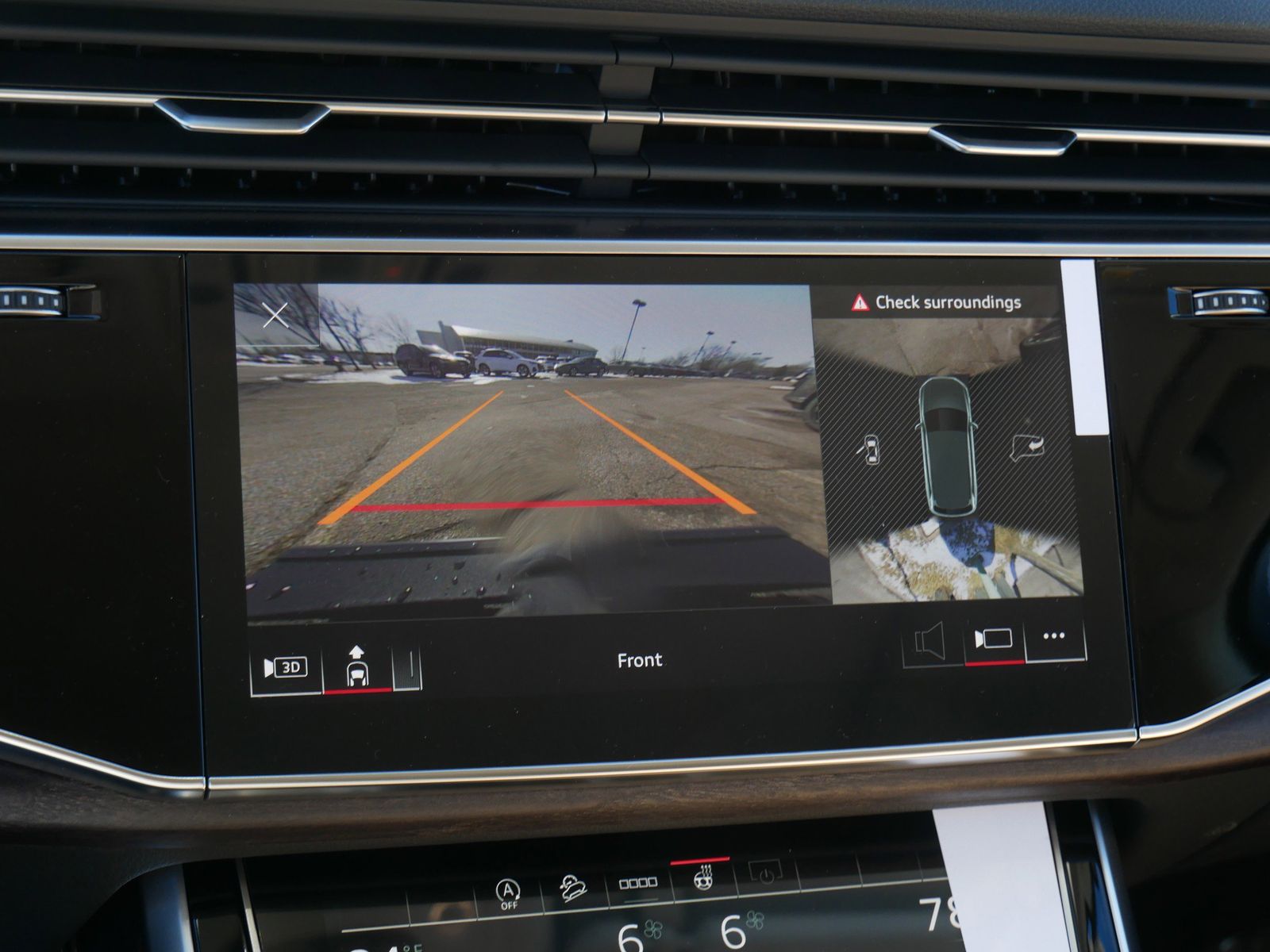 Thumbnail: 2026 Audi Q7 - 20