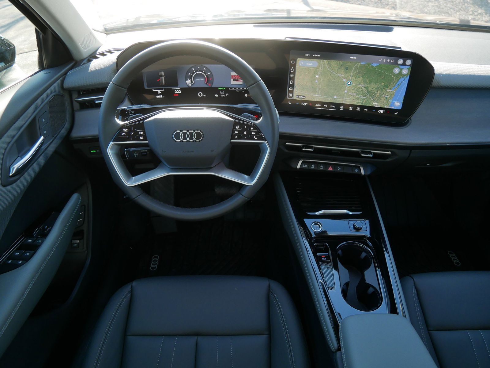 Thumbnail: 2026 Audi Q3 - 11