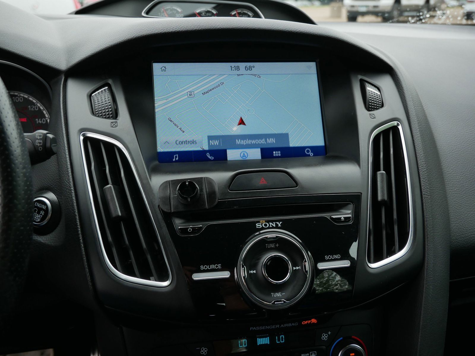 Thumbnail: 2017 Ford Focus - 16