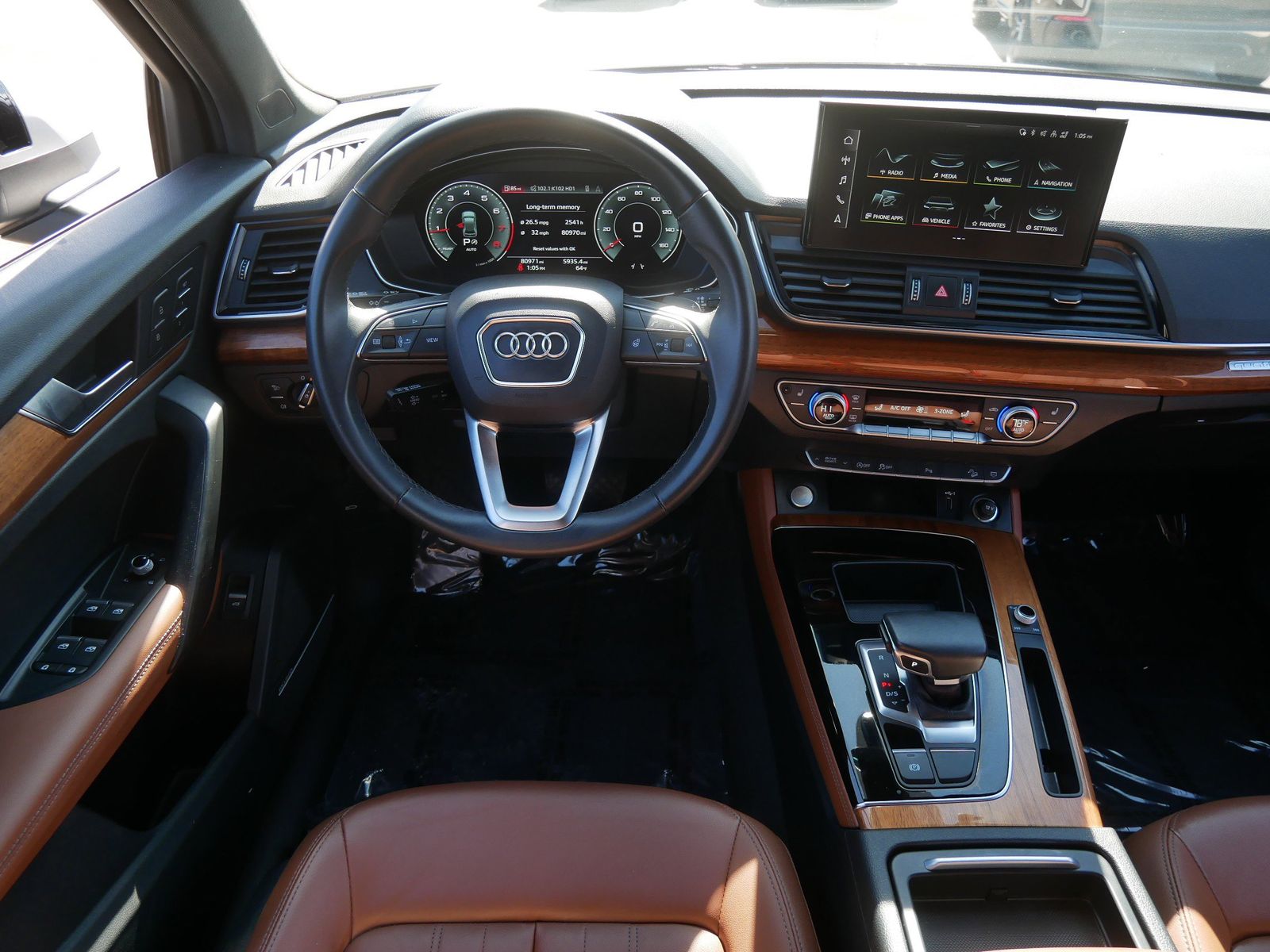 Thumbnail: 2022 Audi Q5 - 11