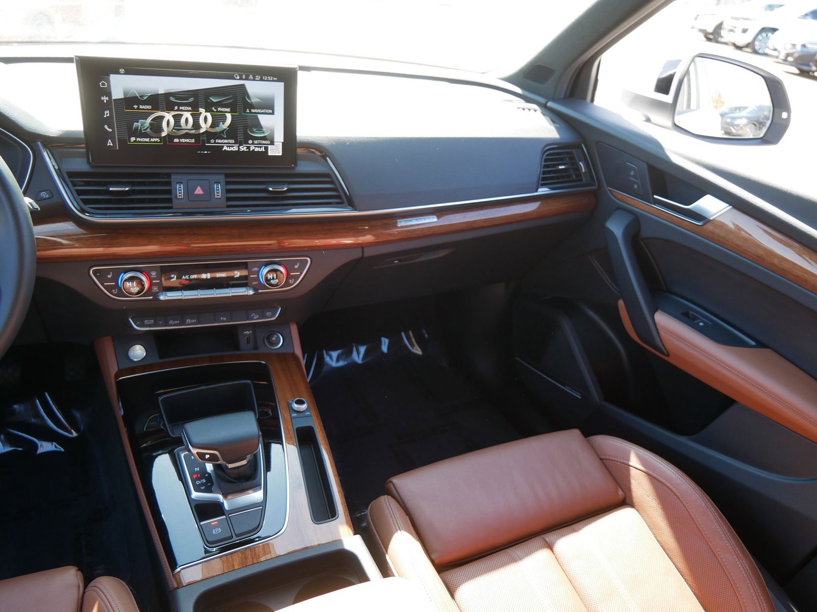 Thumbnail: 2023 Audi Q5 - 13