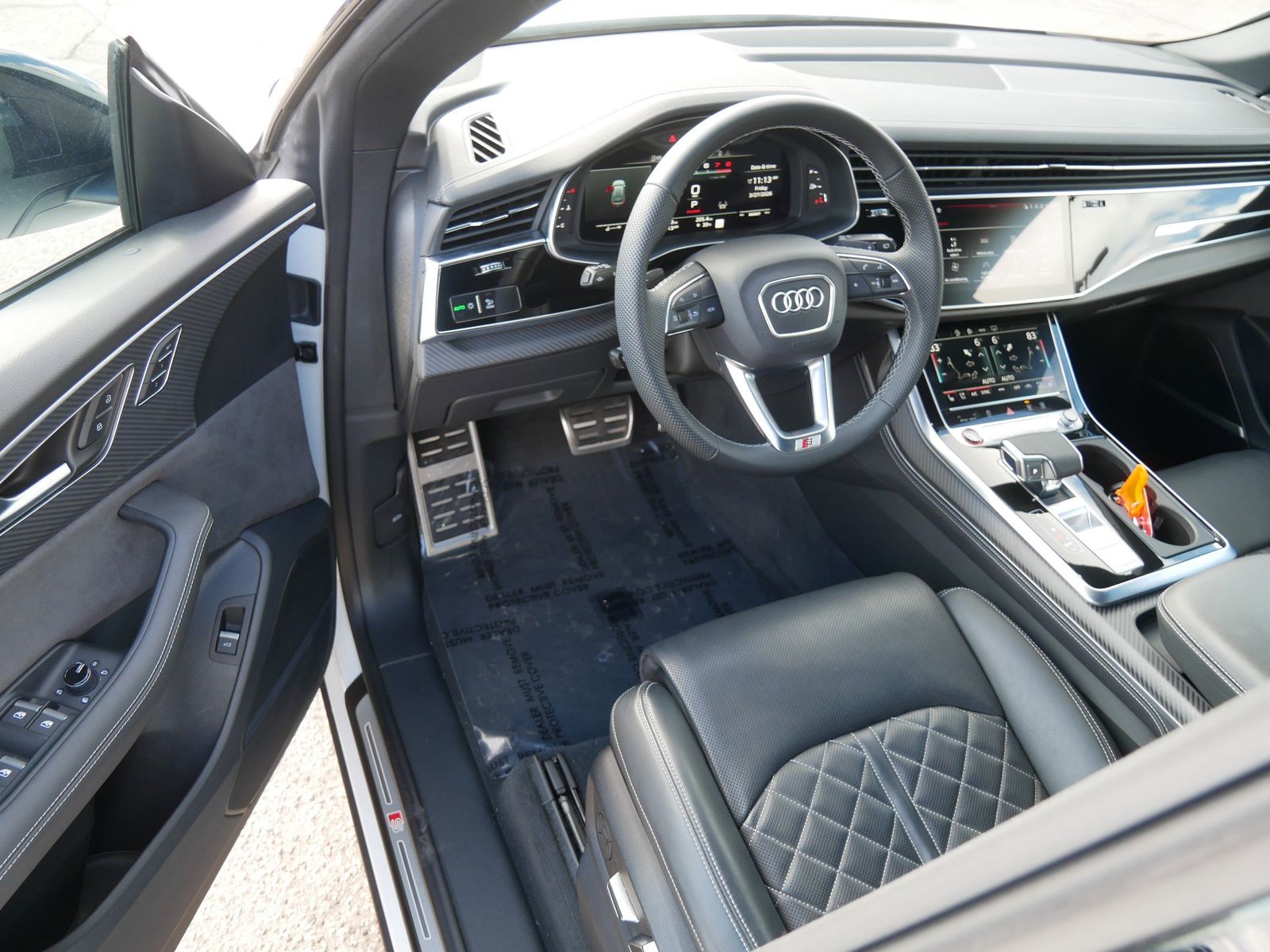 Thumbnail: 2025 Audi SQ8 - 10