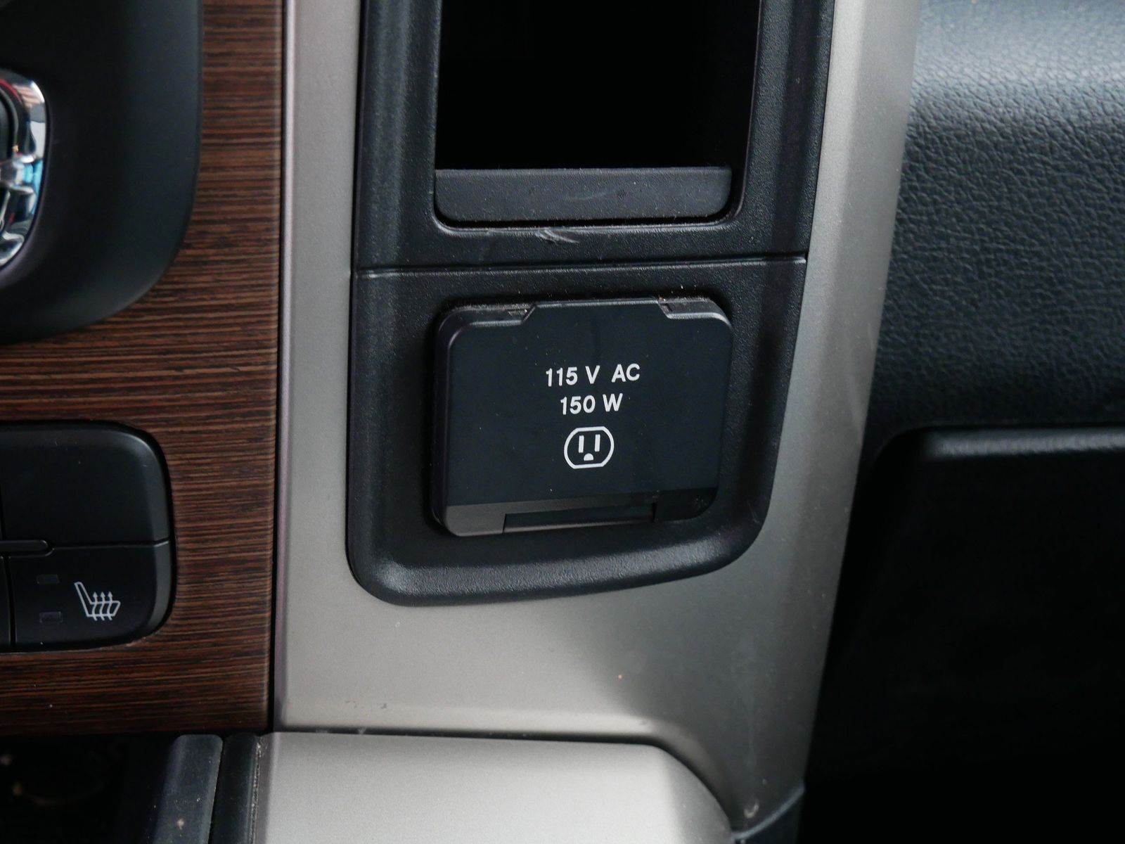 Thumbnail: 2015 RAM 1500 - 21