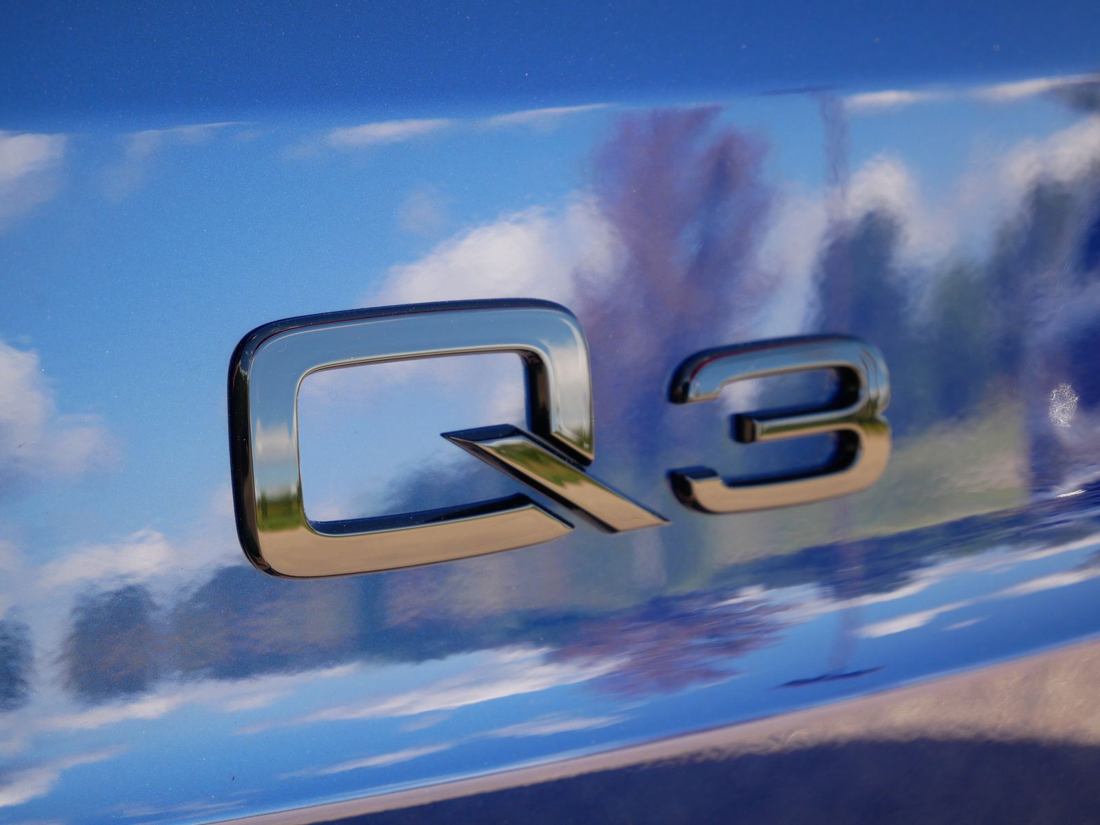 Thumbnail: 2025 Audi Q3 - 10