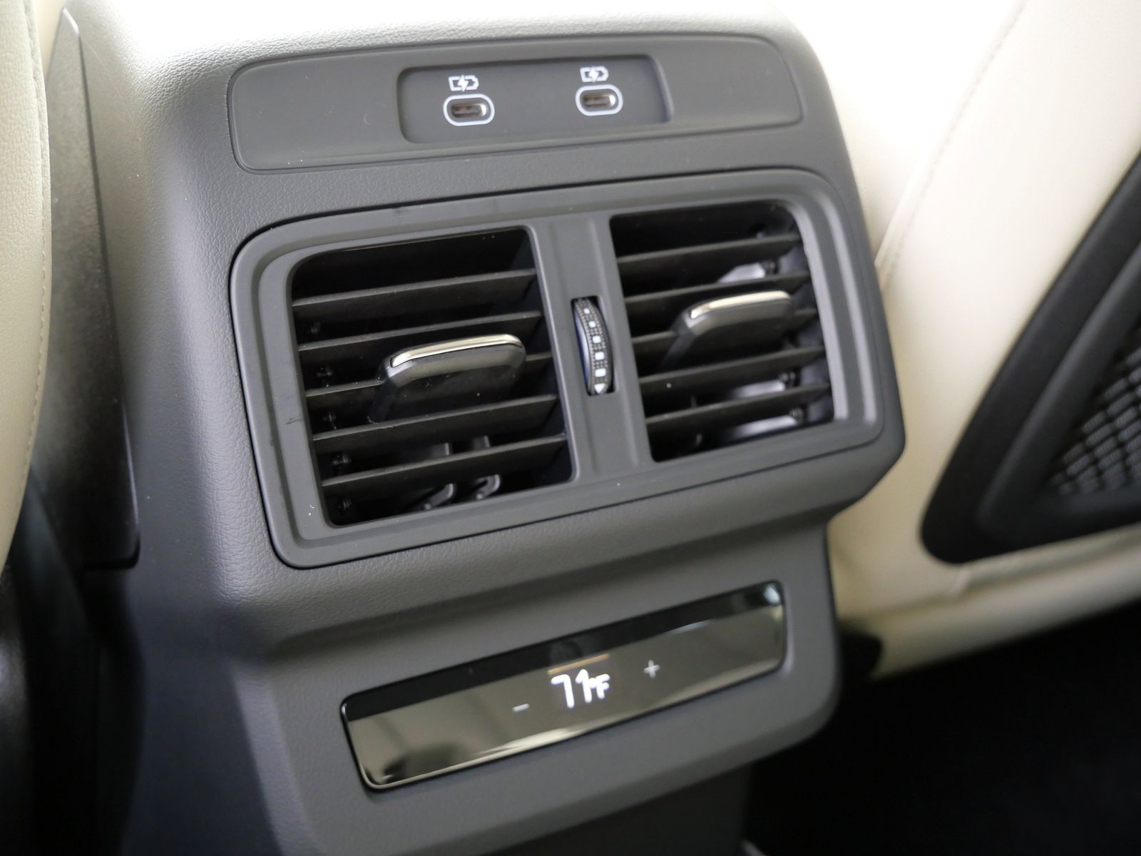 Thumbnail: 2025 Audi Q5 - 13