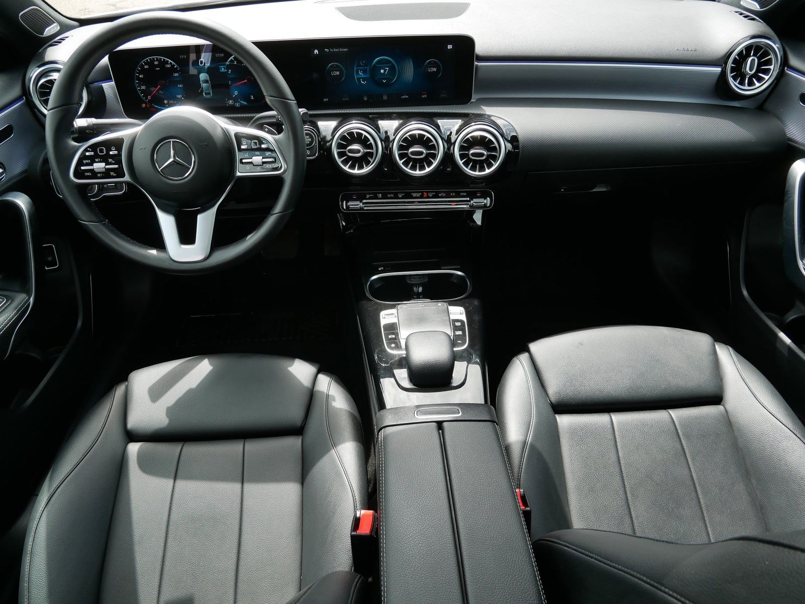 Thumbnail: 2020 Mercedes-Benz A-Class - 12