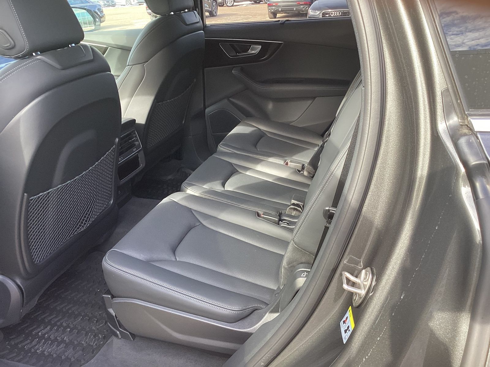 Thumbnail: 2025 Audi Q7 - 6