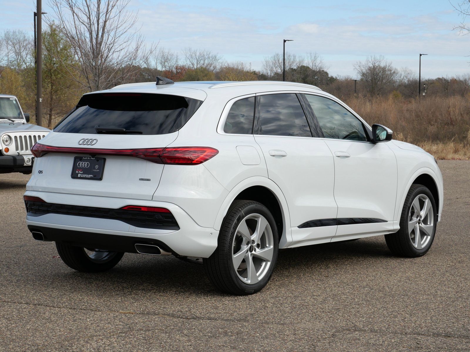 Thumbnail: 2025 Audi Q5 - 4