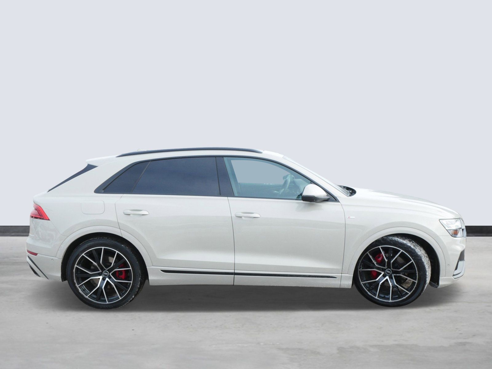 Thumbnail: 2021 Audi Q8 - 5