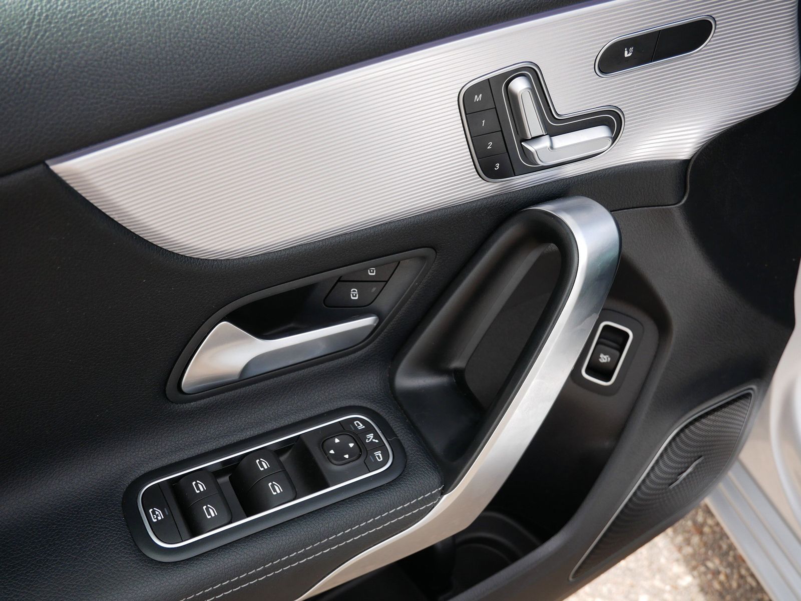 Thumbnail: 2020 Mercedes-Benz A-Class - 13