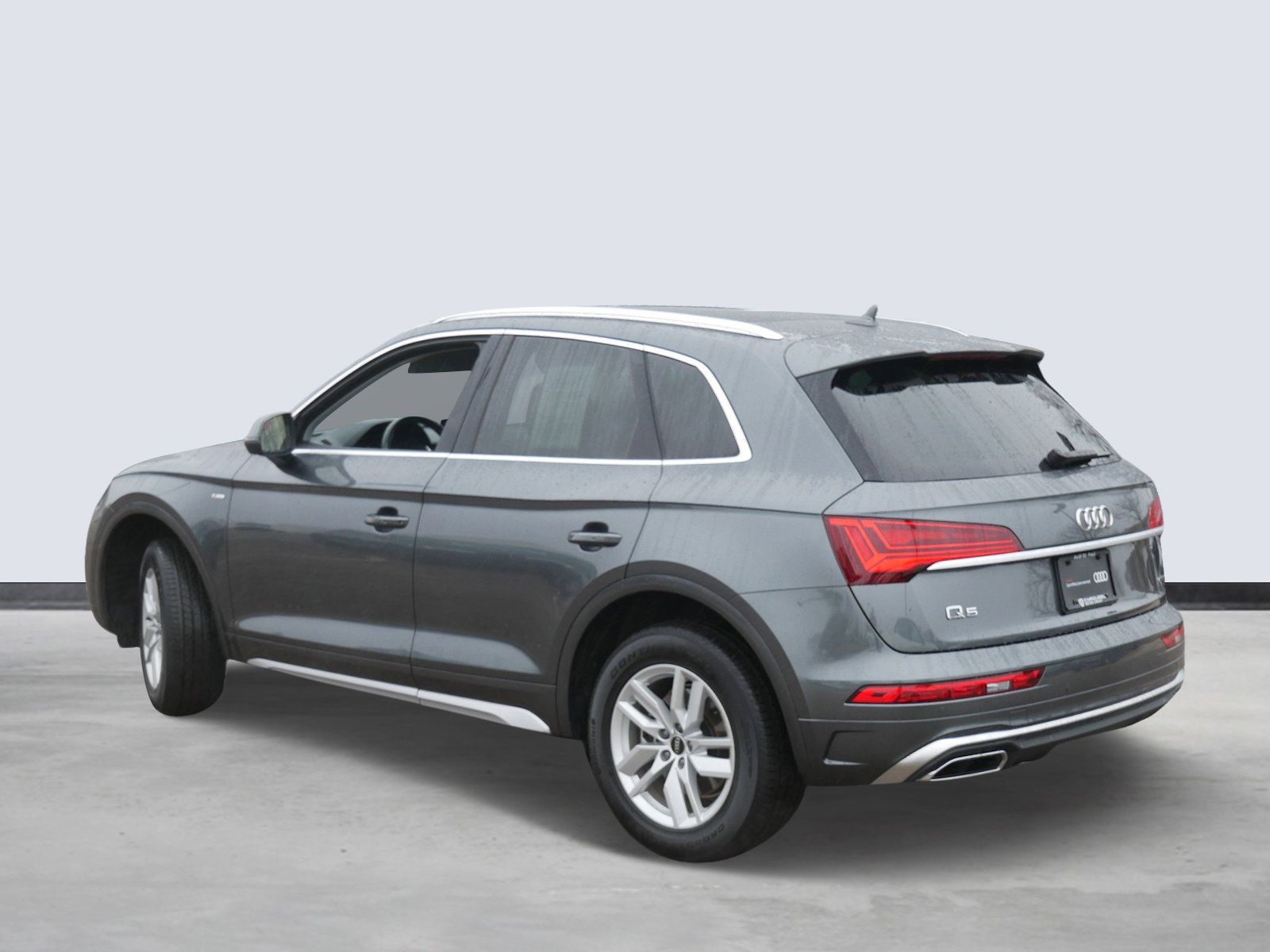 Thumbnail: 2023 Audi Q5 - 3