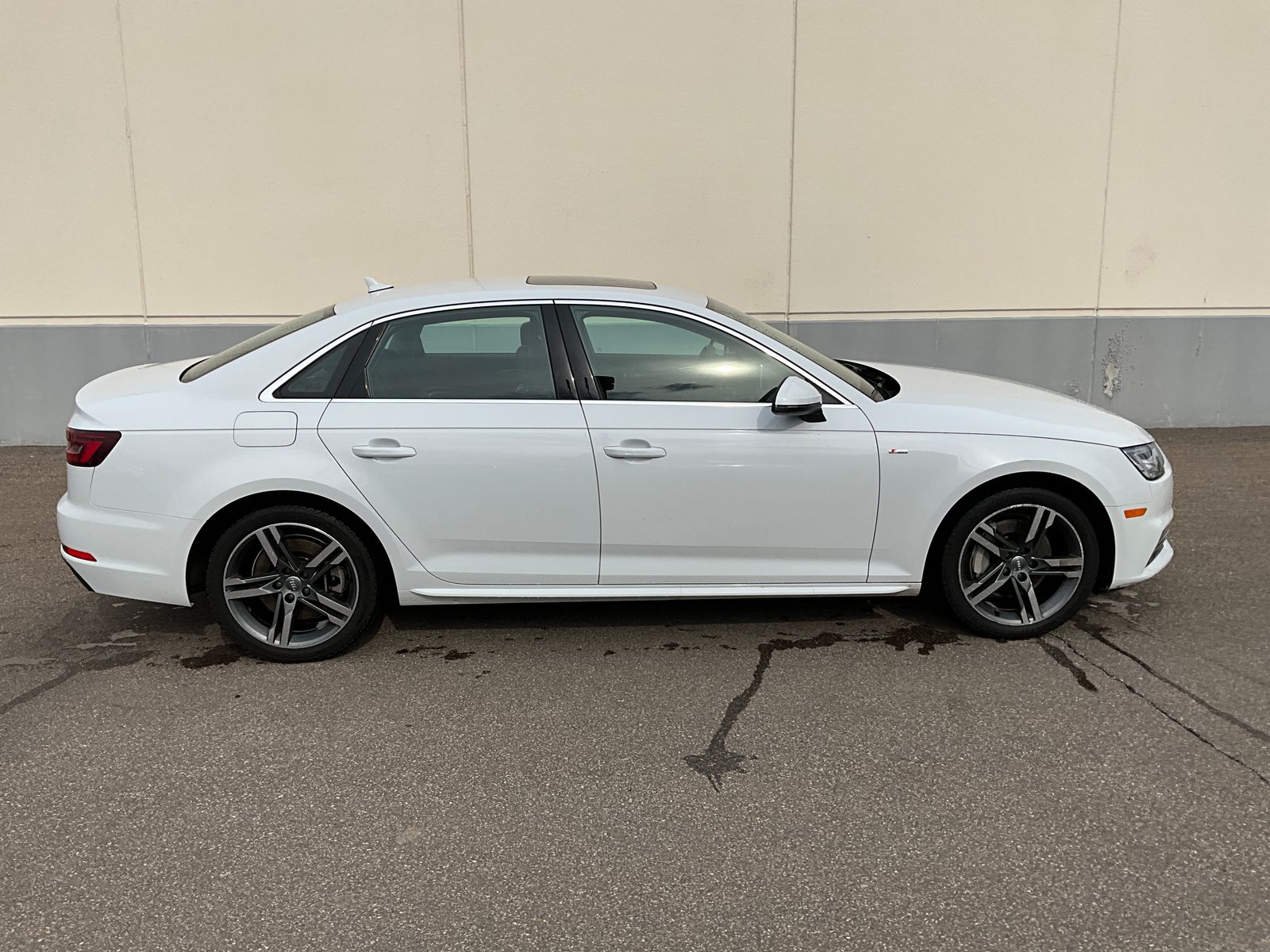 Thumbnail: 2018 Audi A4 - 5