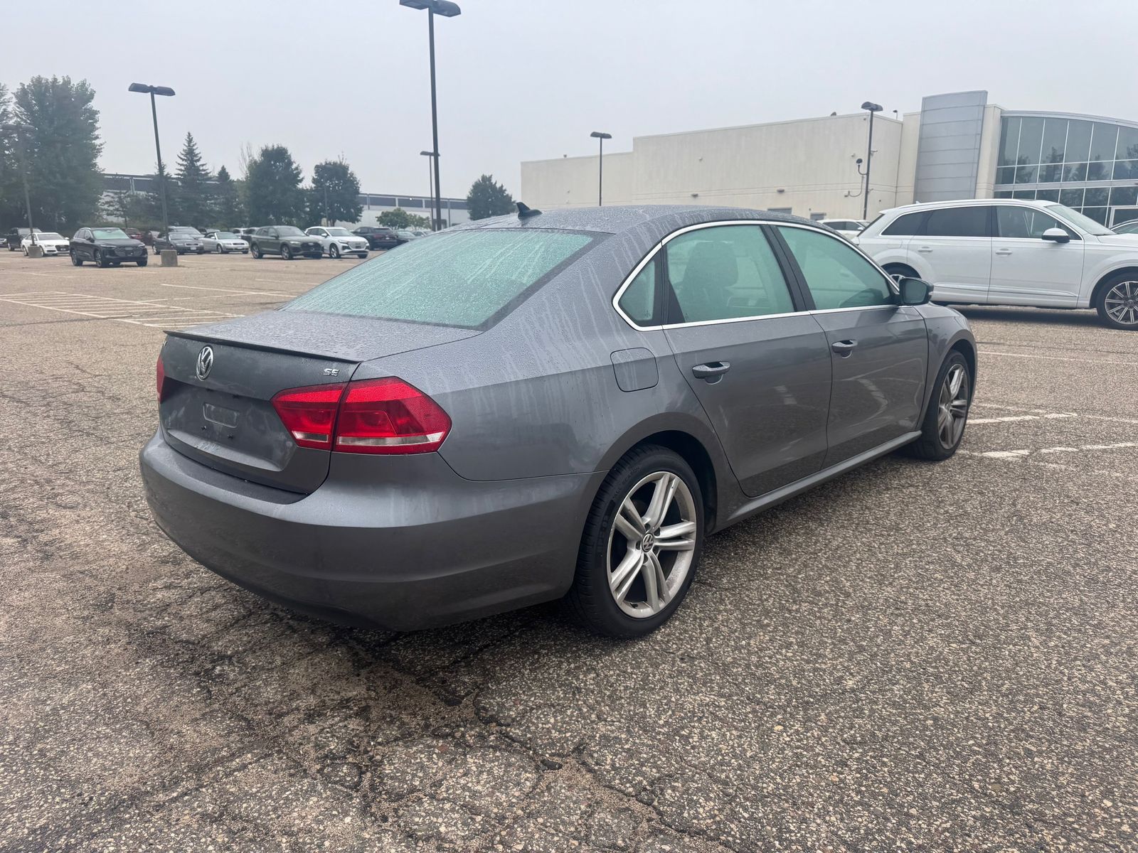 Thumbnail: 2013 Volkswagen Passat - 3