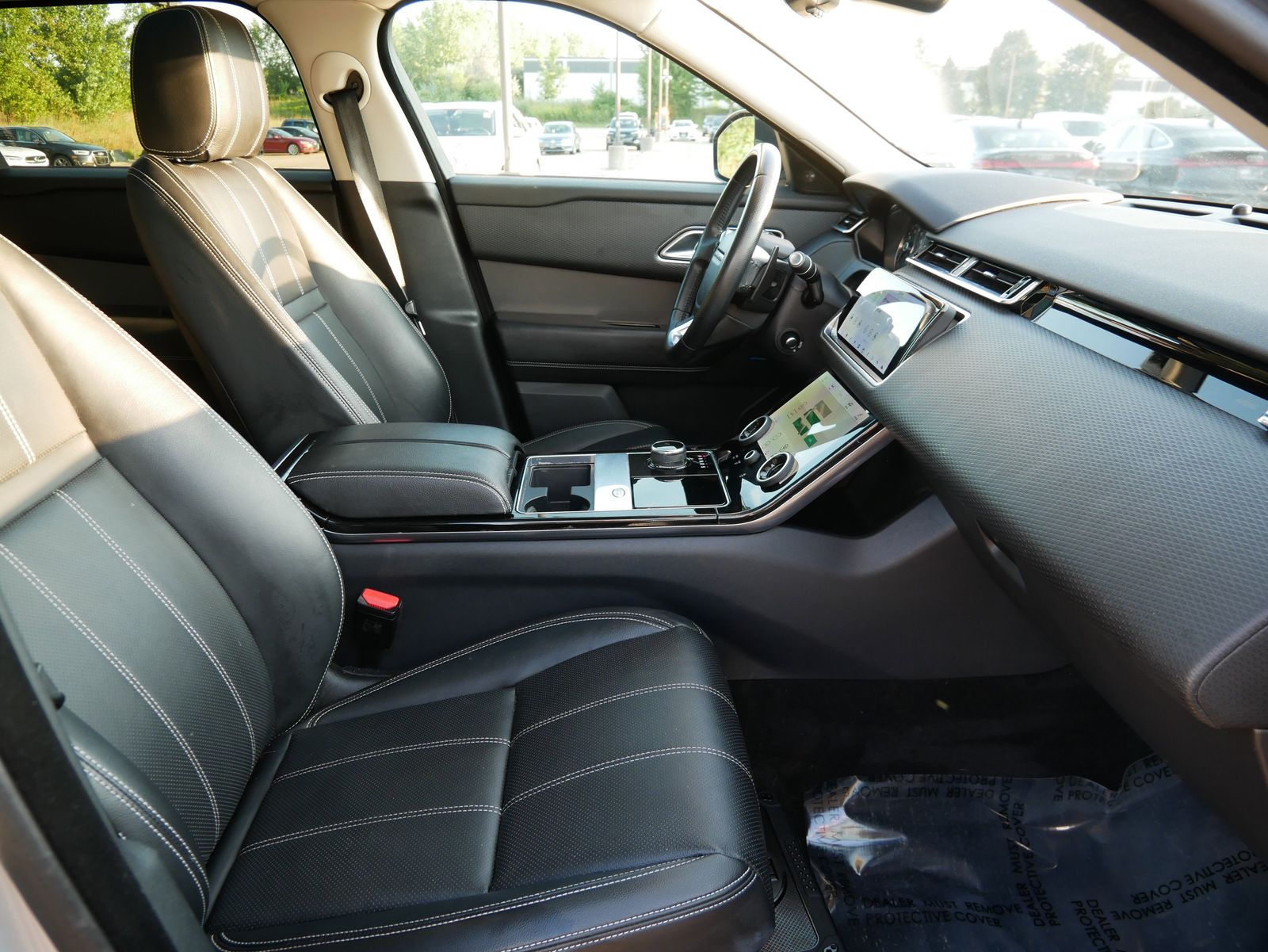 Thumbnail: 2020 Land Rover Range Rover Velar - 11