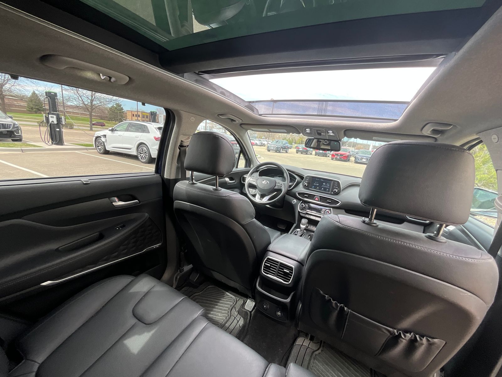 Thumbnail: 2019 Hyundai Santa Fe - 14