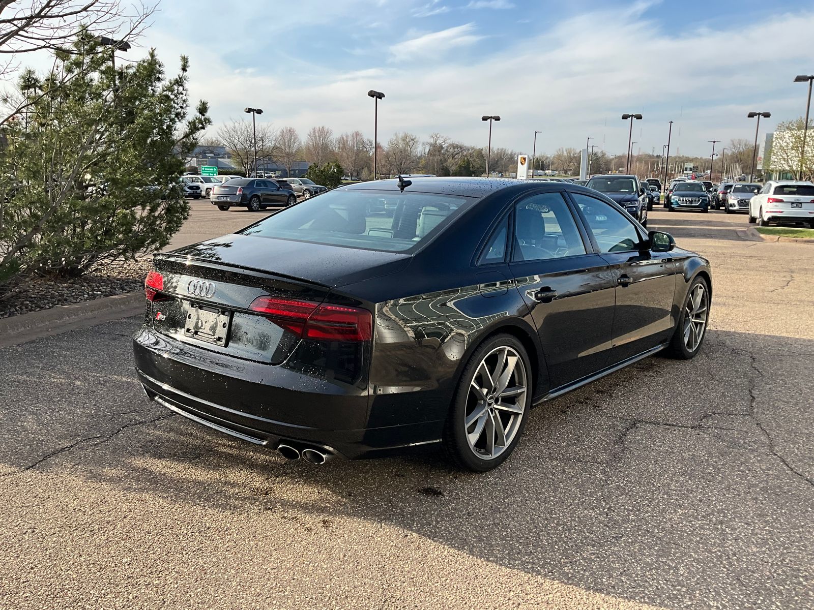 Thumbnail: 2017 Audi S8 - 7