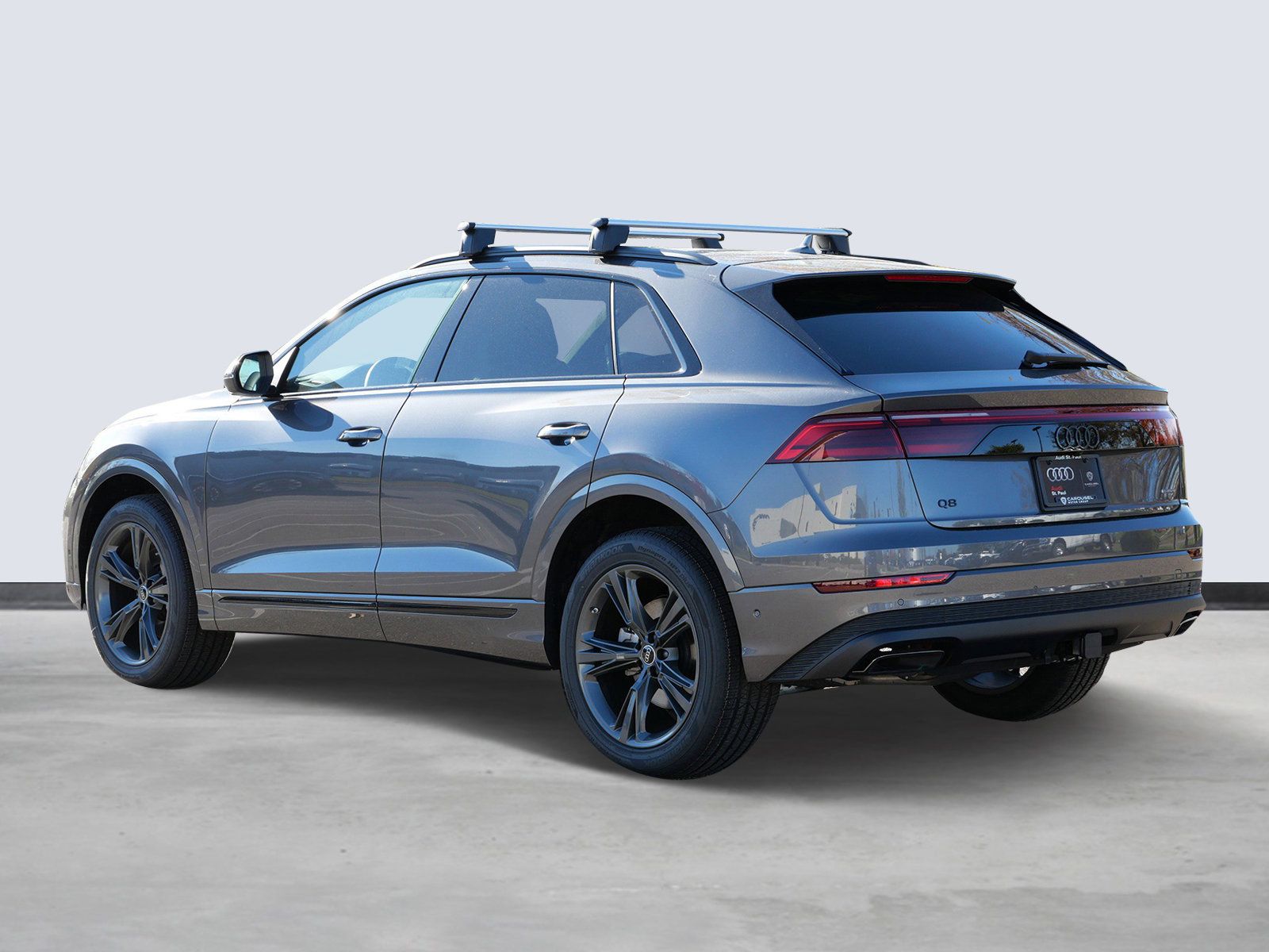 Thumbnail: 2026 Audi Q8 - 3